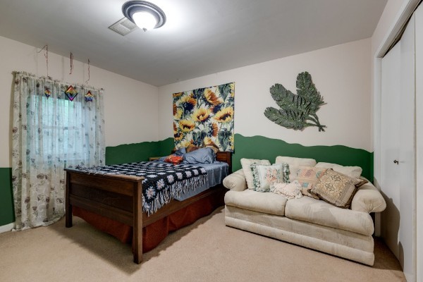 8676 Poplar Creek Rd