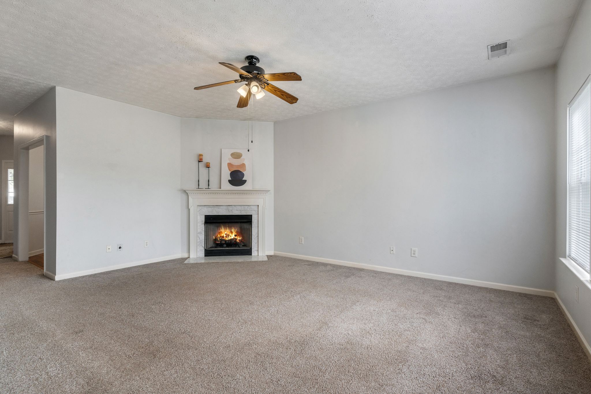 1007 Whitley Pl