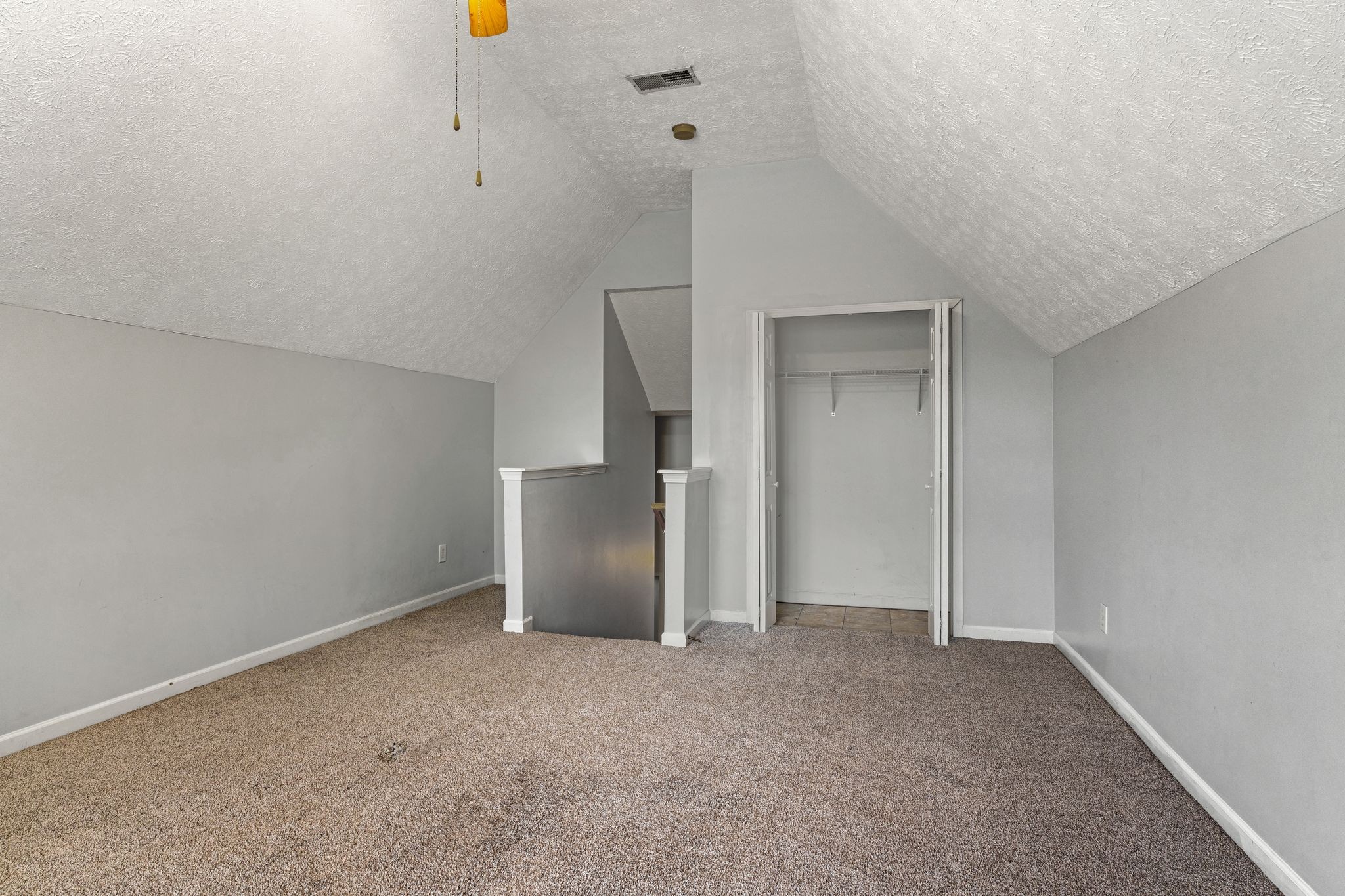 1007 Whitley Pl