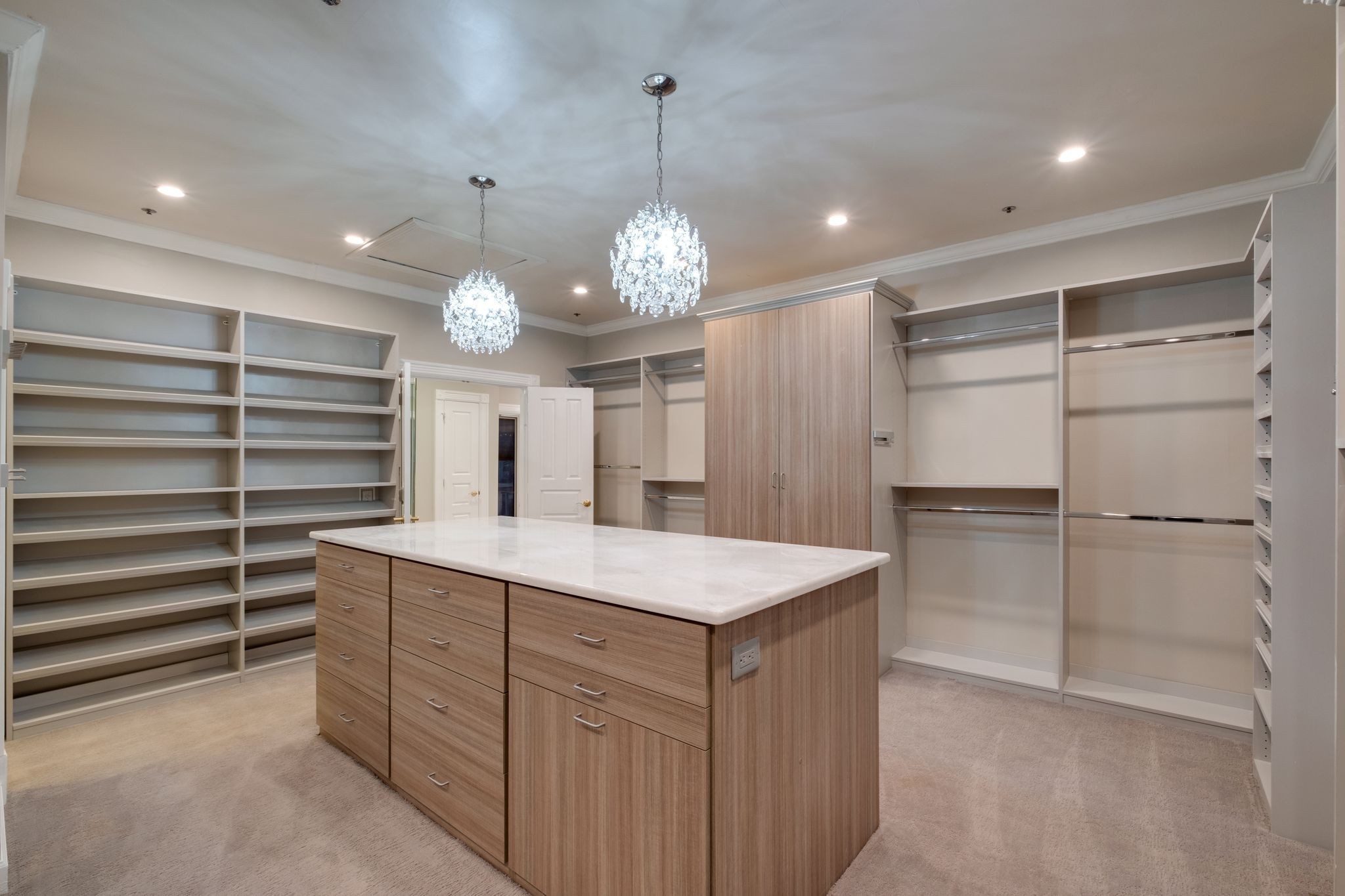 1825 Lake Meadow Trl
