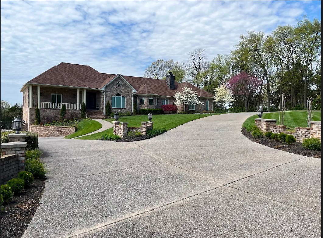 1825 Lake Meadow Trl