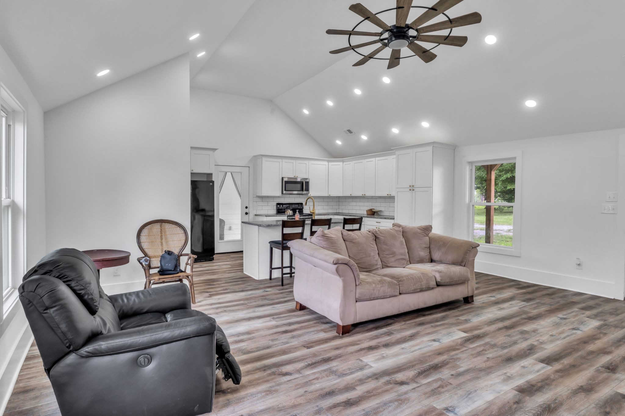775 Rock Springs Rd