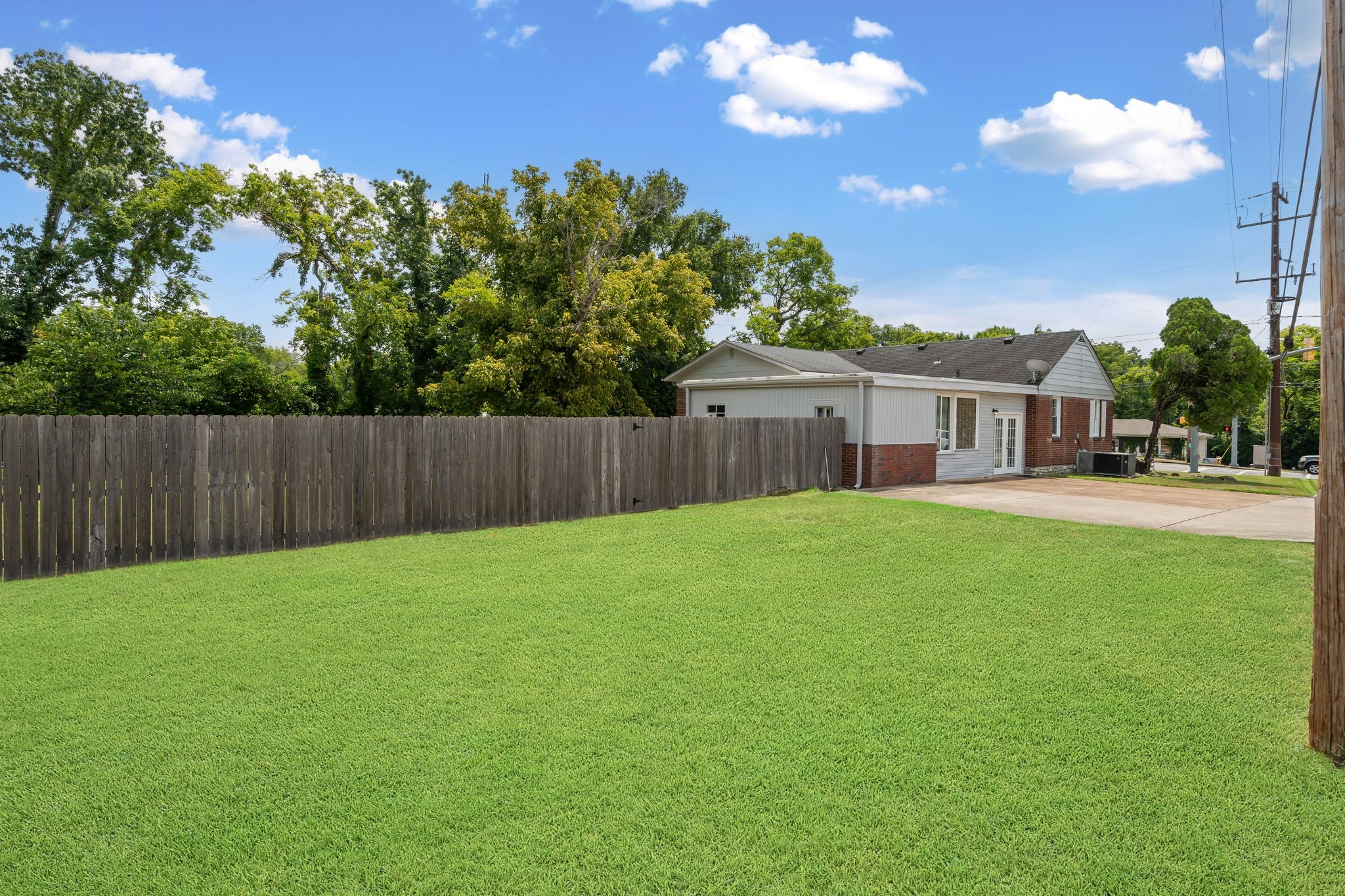 401 Neelys Bend Rd