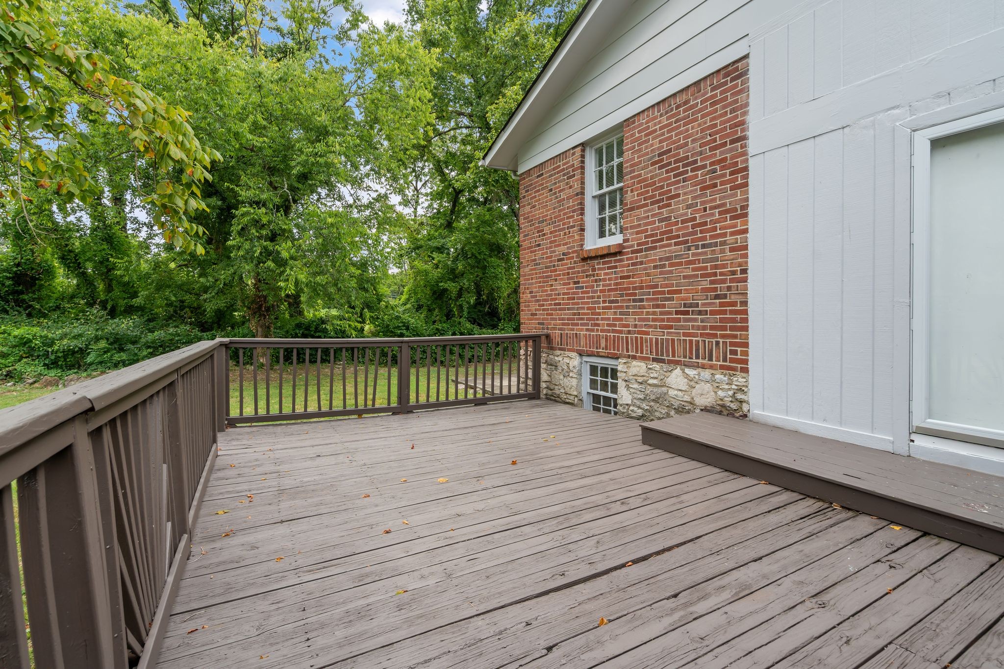 401 Neelys Bend Rd
