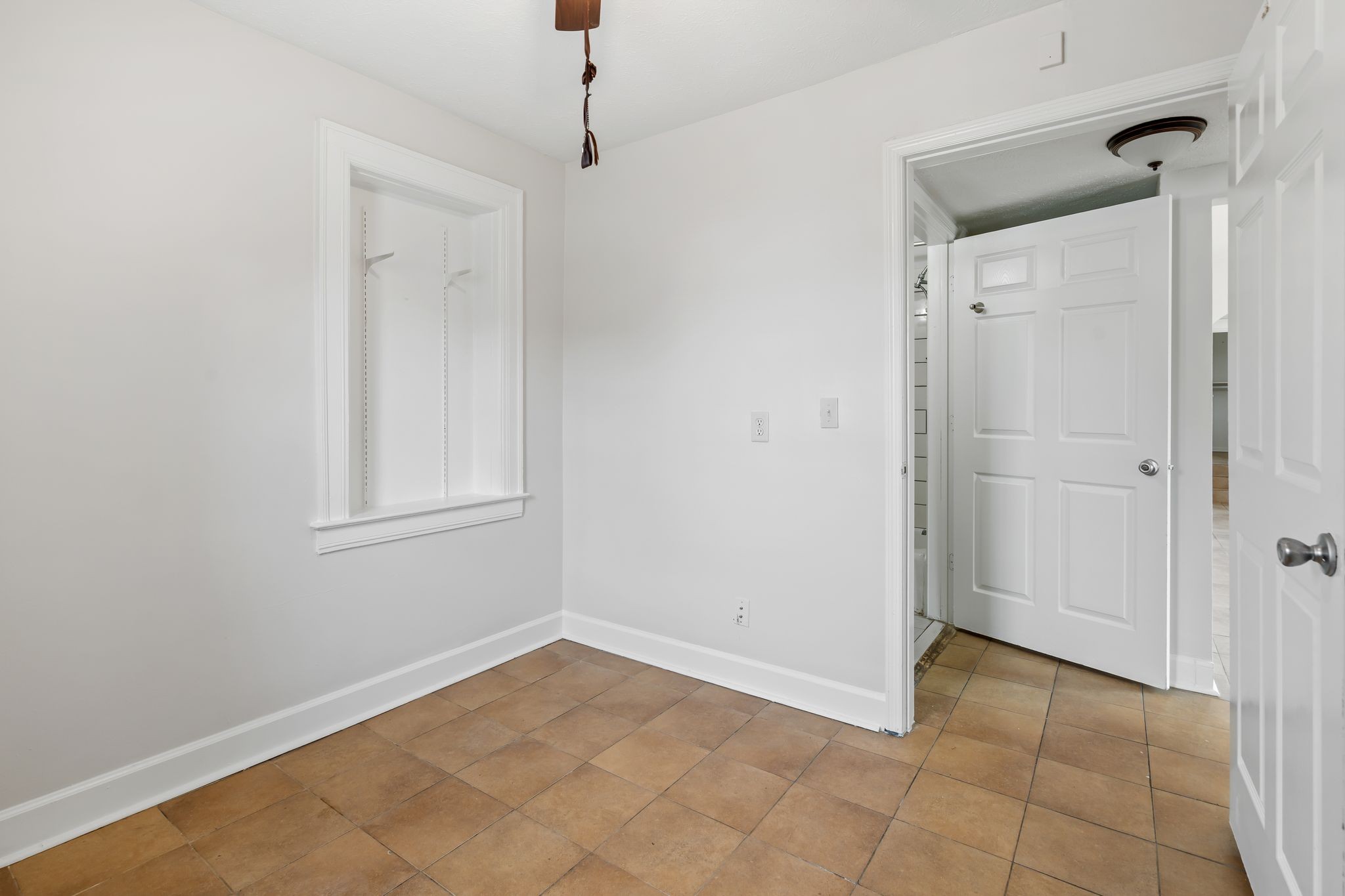 401 Neelys Bend Rd