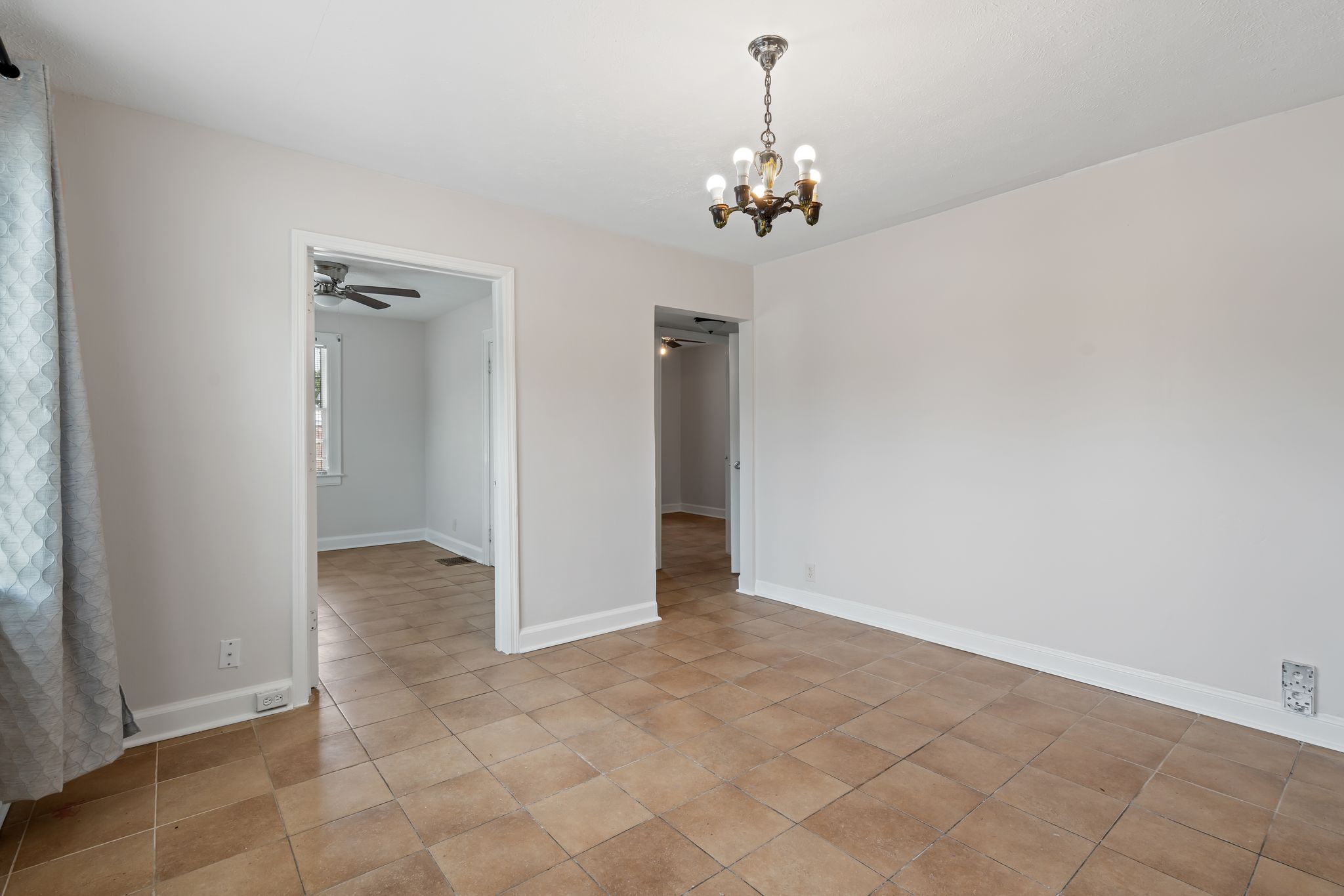 401 Neelys Bend Rd