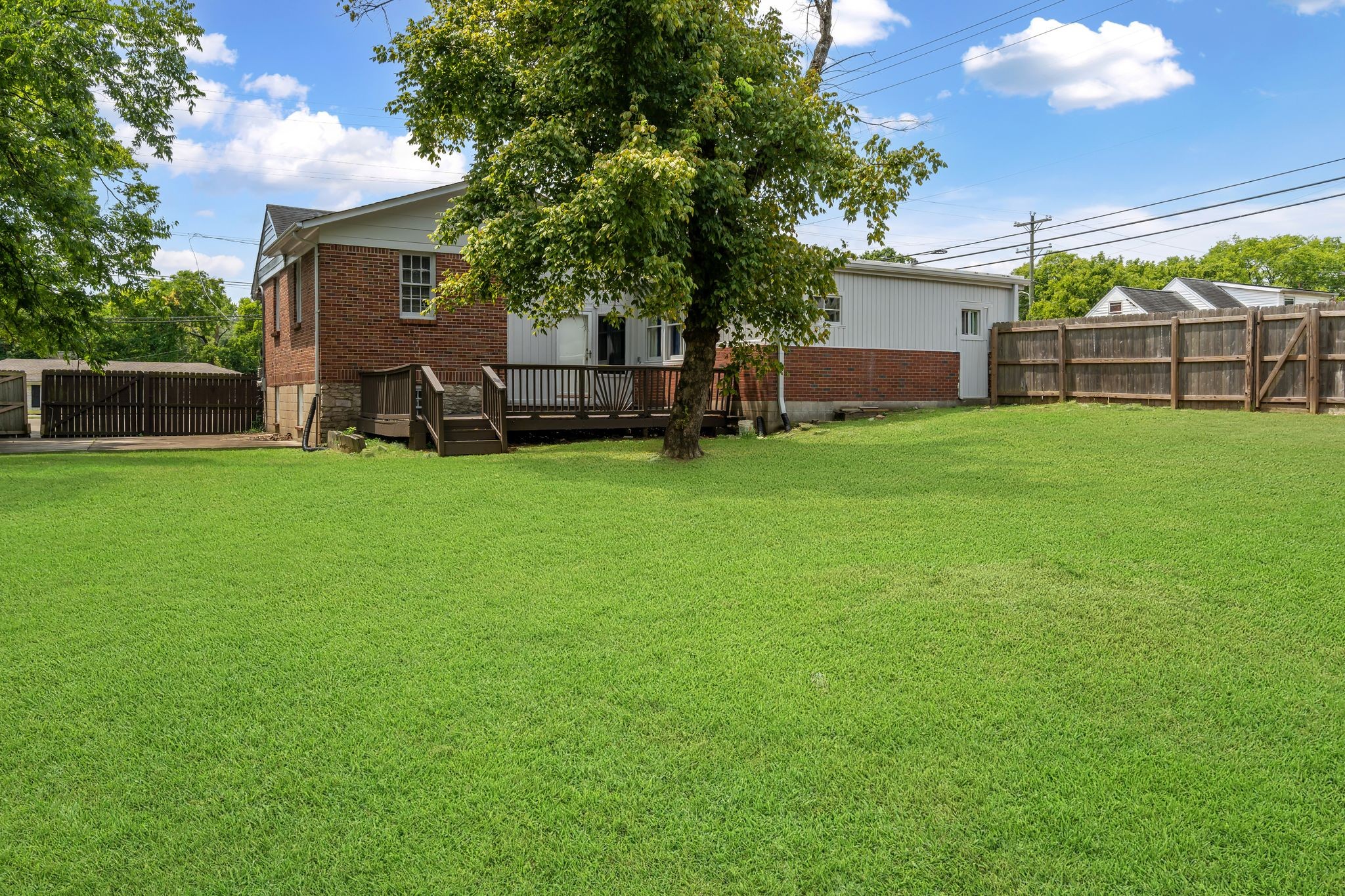 401 Neelys Bend Rd