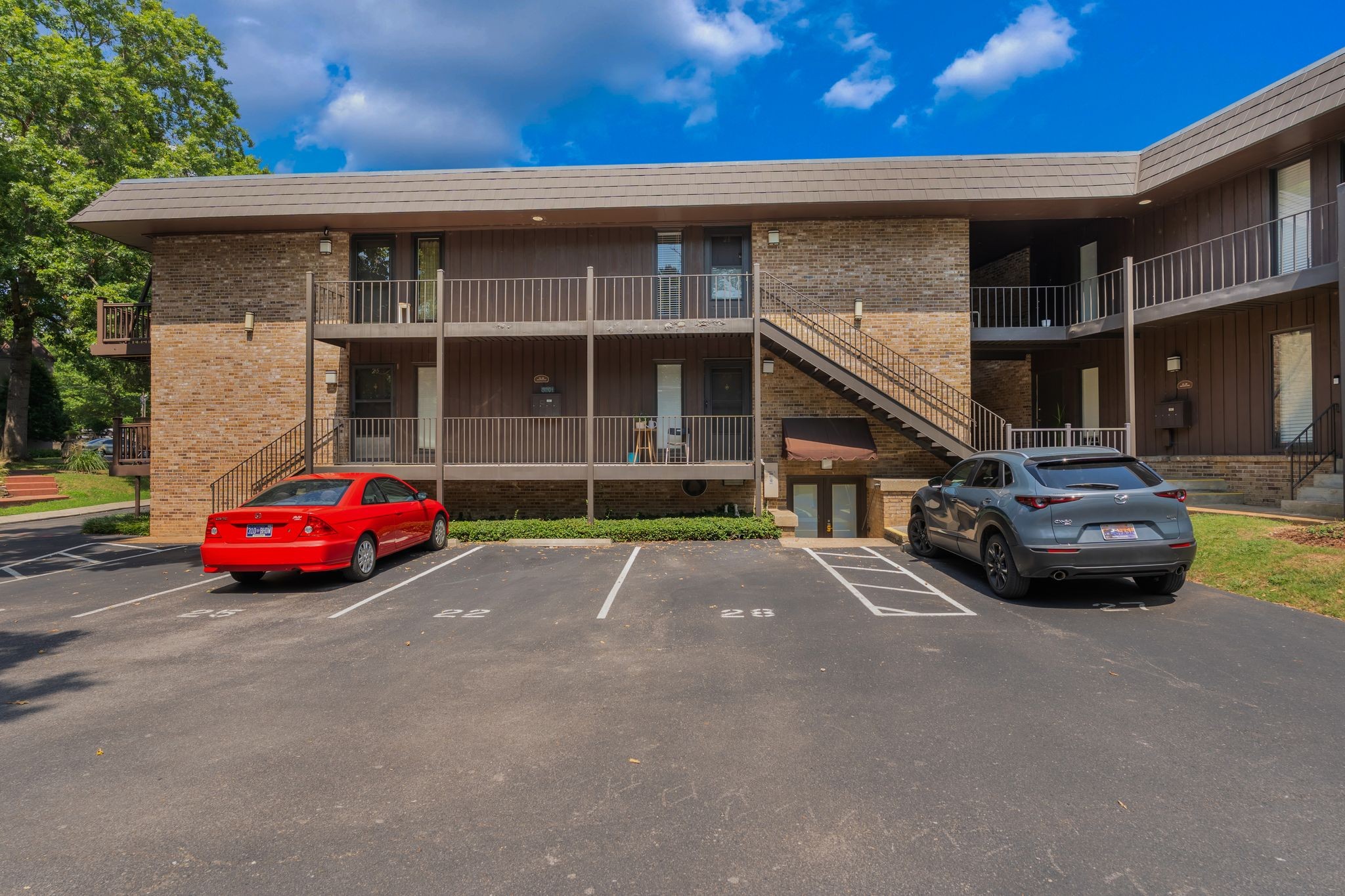 3901 Whitland Ave Unit: 28