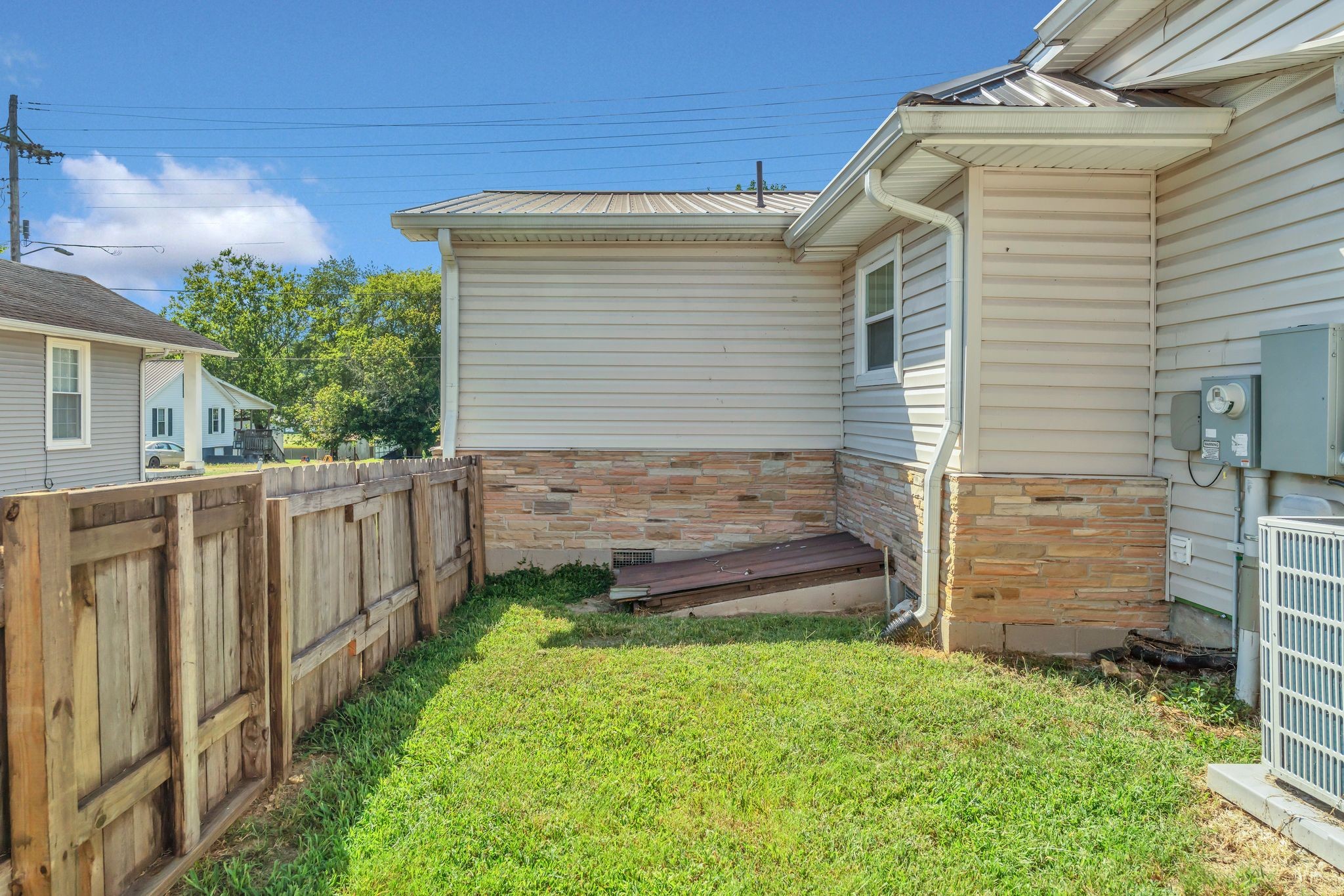 108 Damascus St