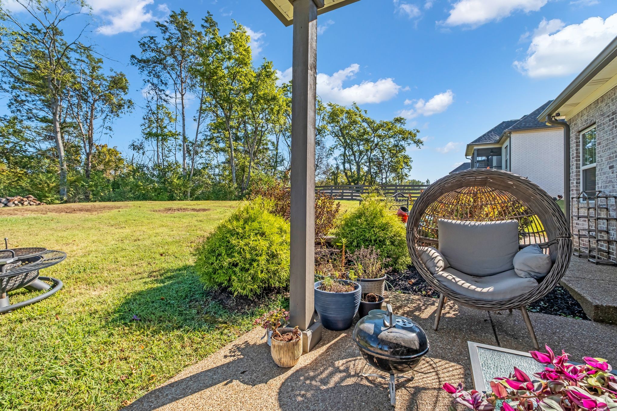 807 Ridgestone Pl