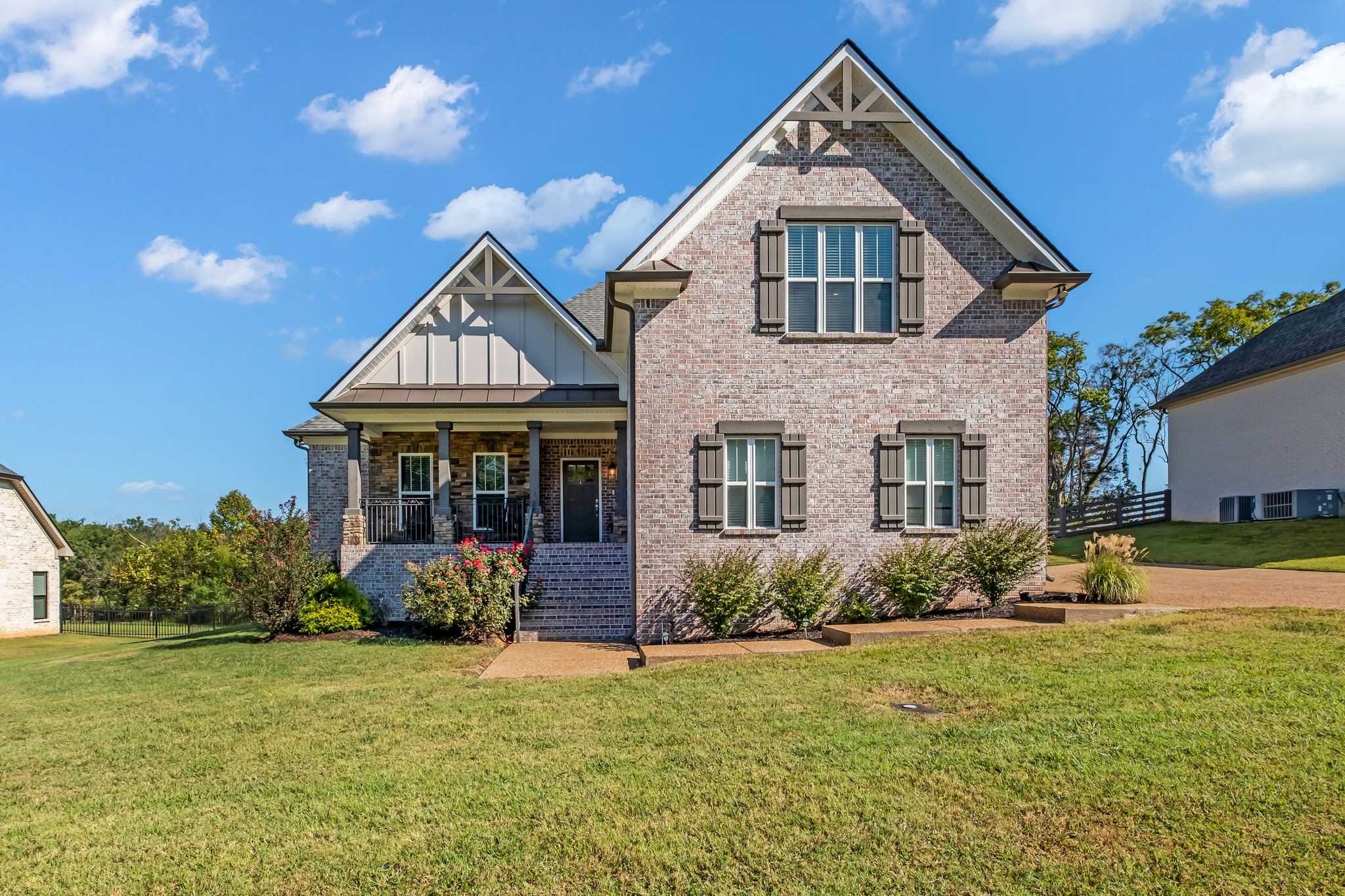 807 Ridgestone Pl
