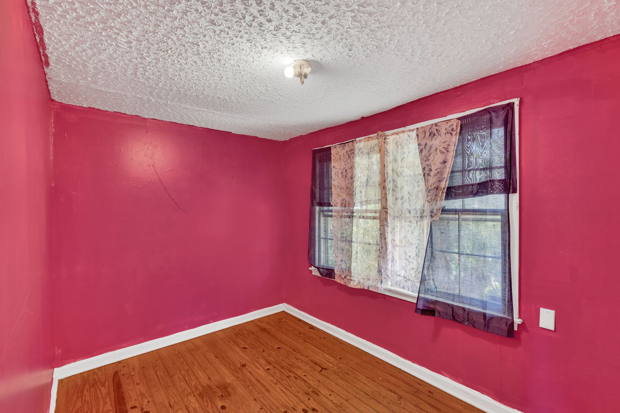 5616 Clarksville Pike