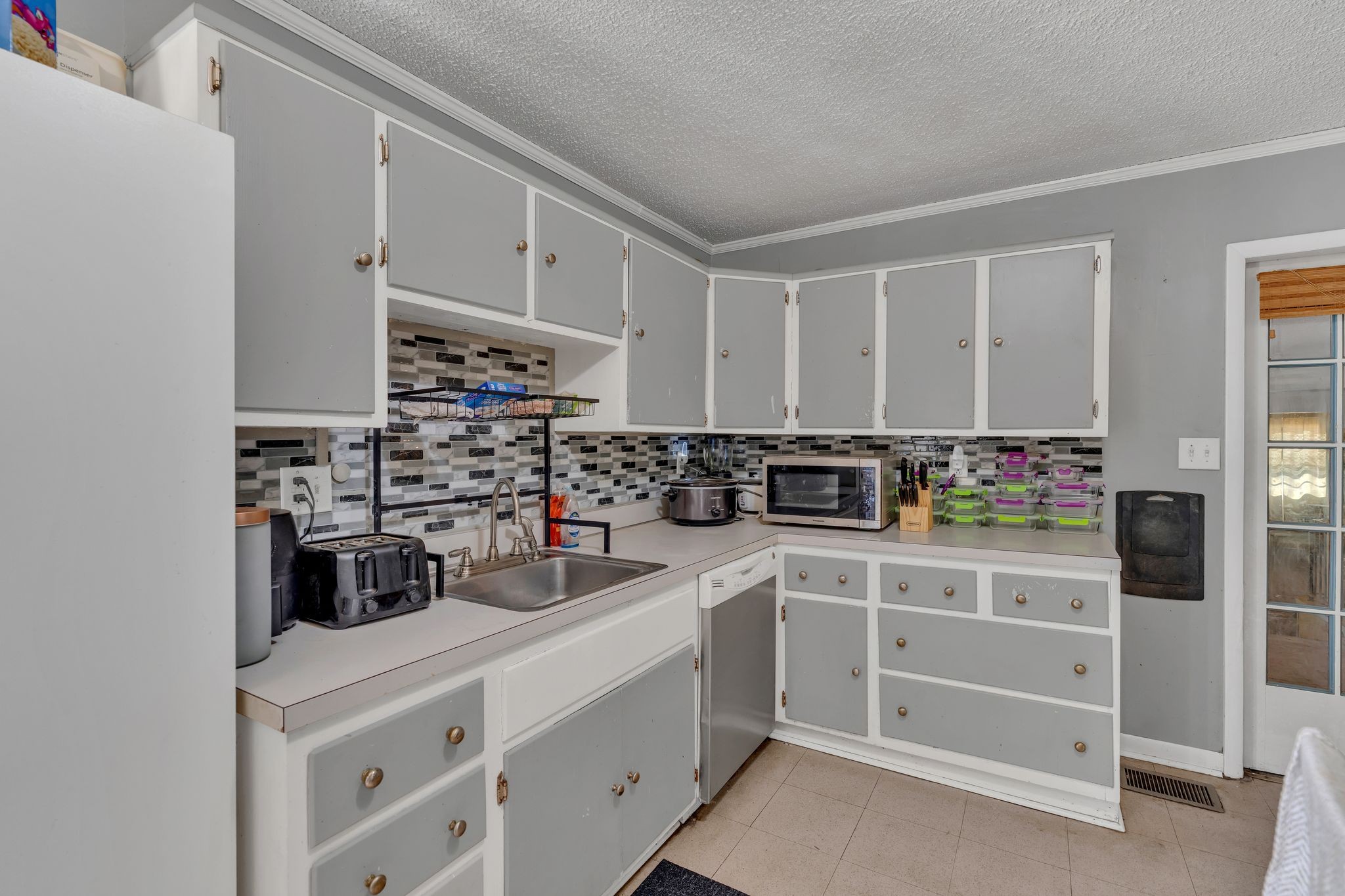 5616 Clarksville Pike