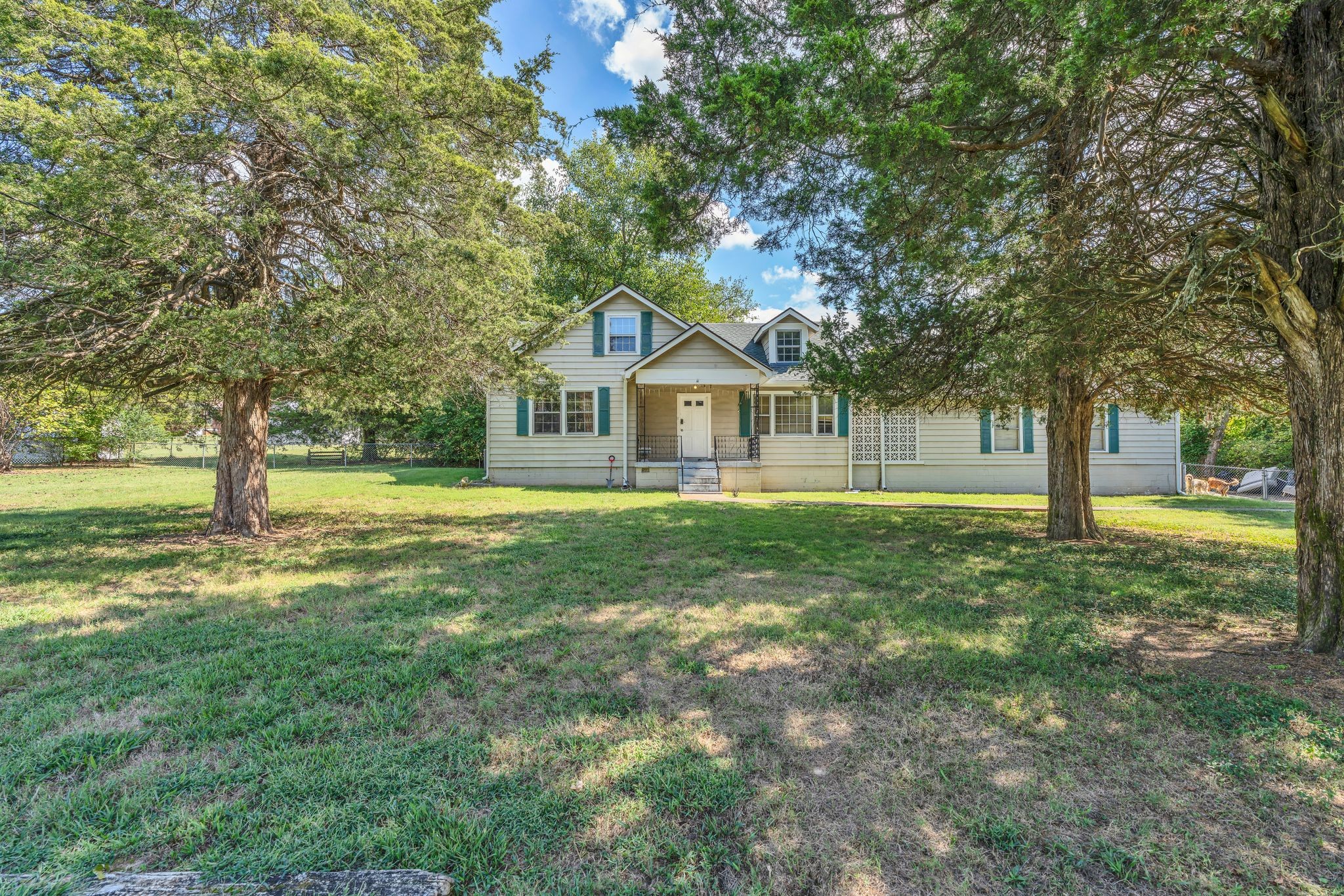 5616 Clarksville Pike