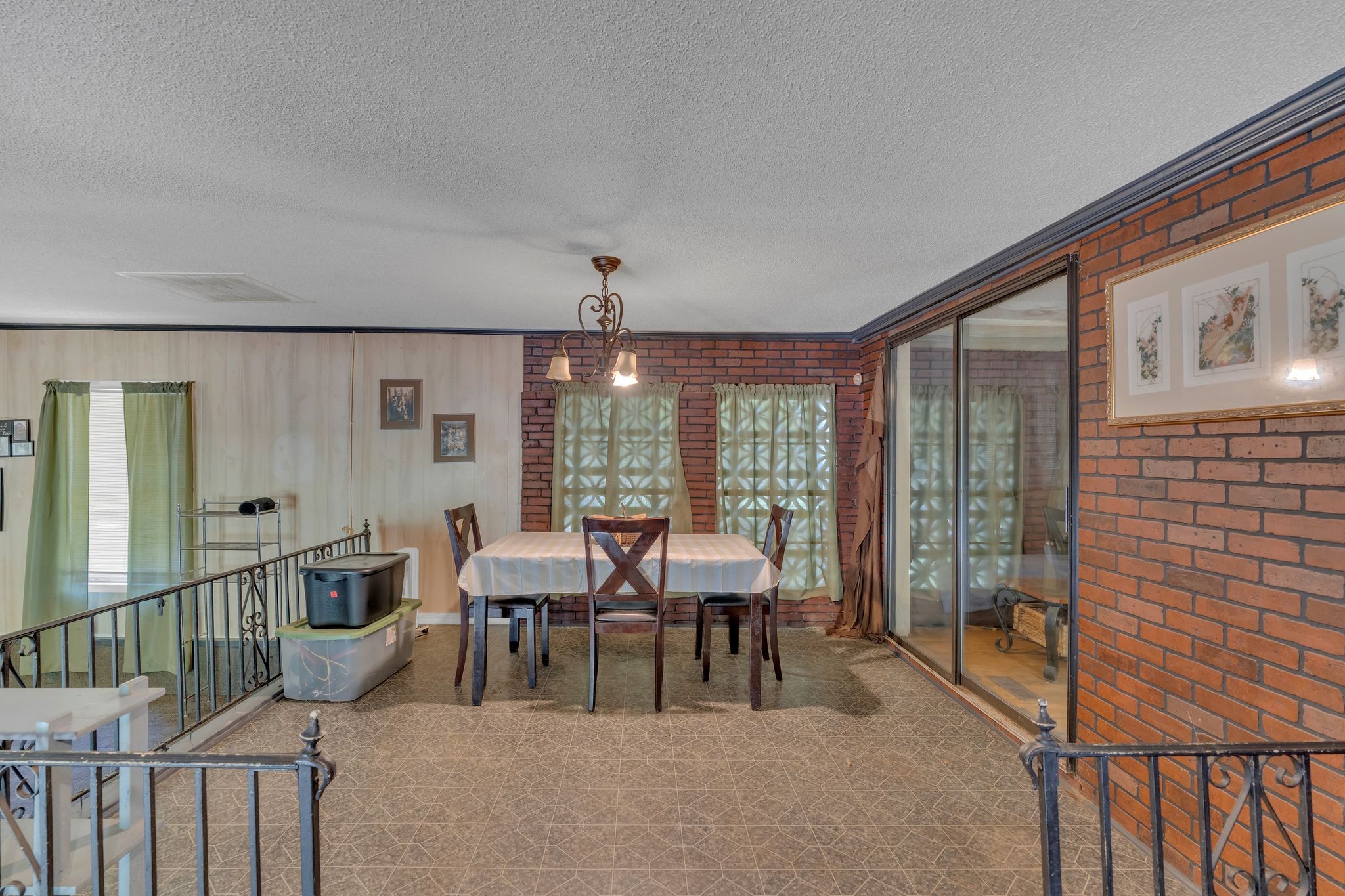 5616 Clarksville Pike