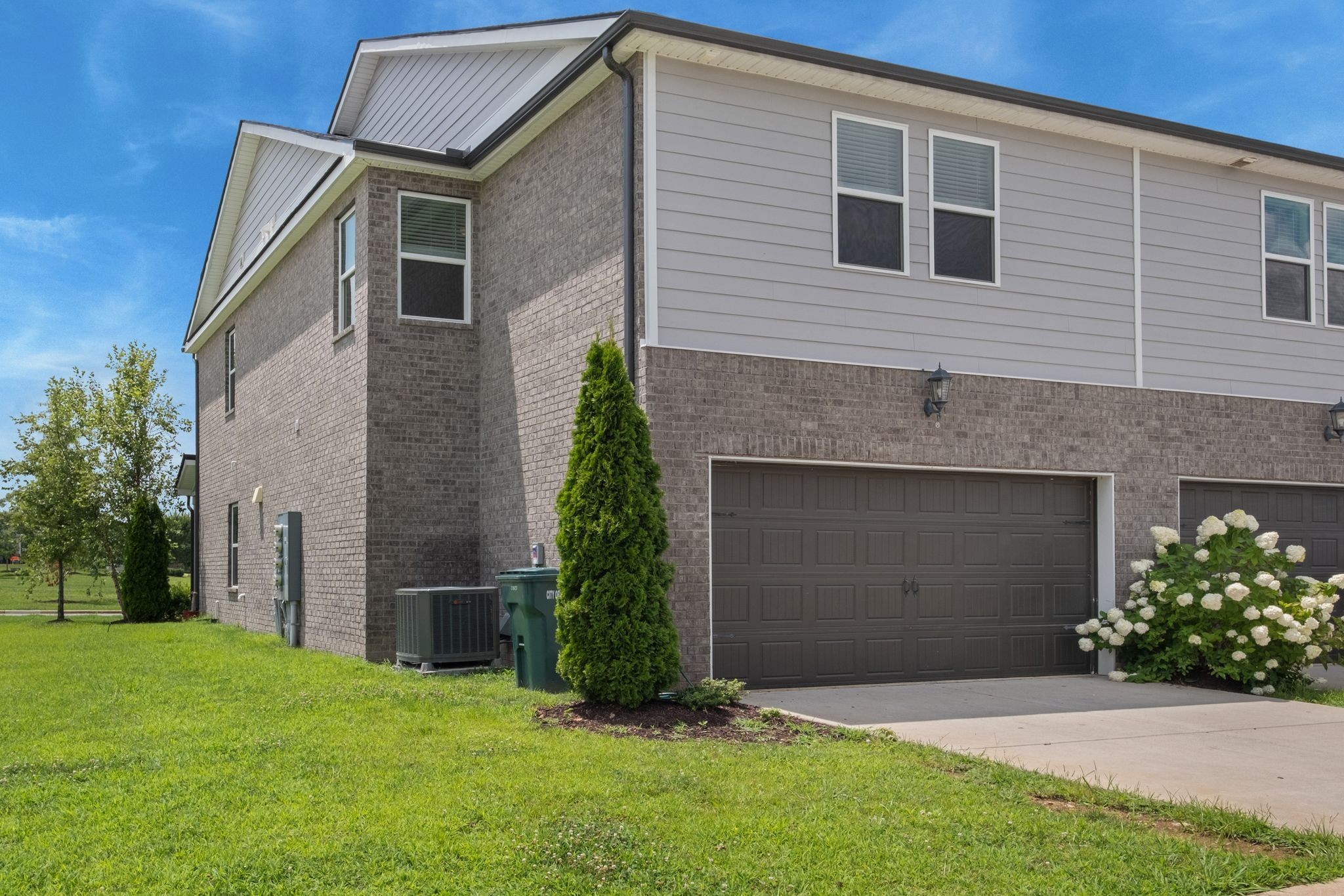 1400 Acklen Ln