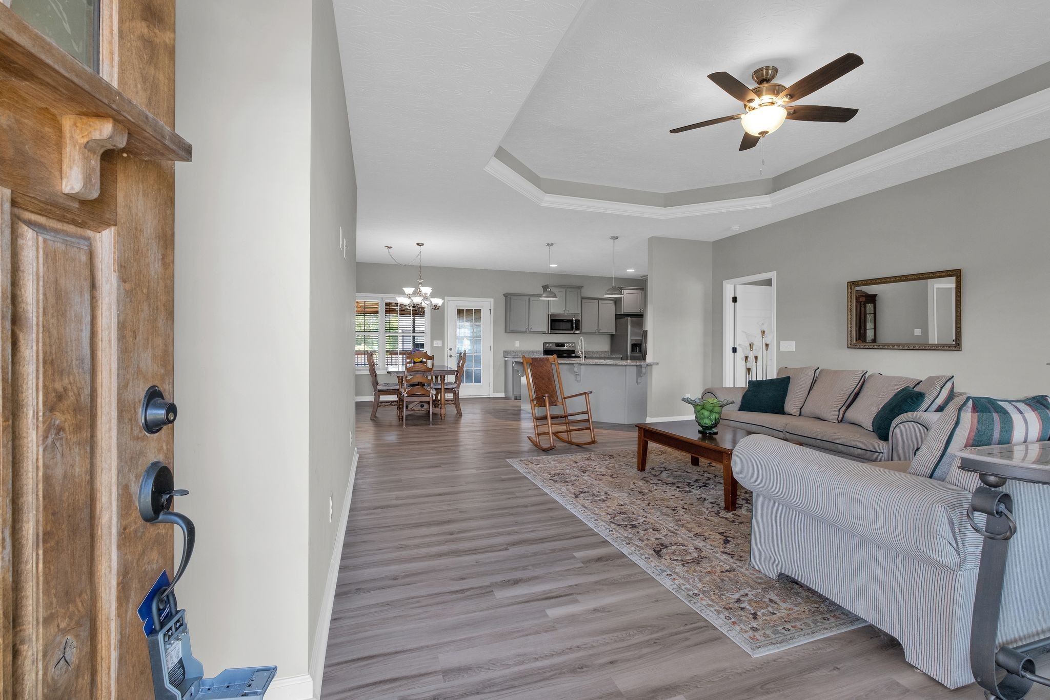 210 Hollow Tree Cir