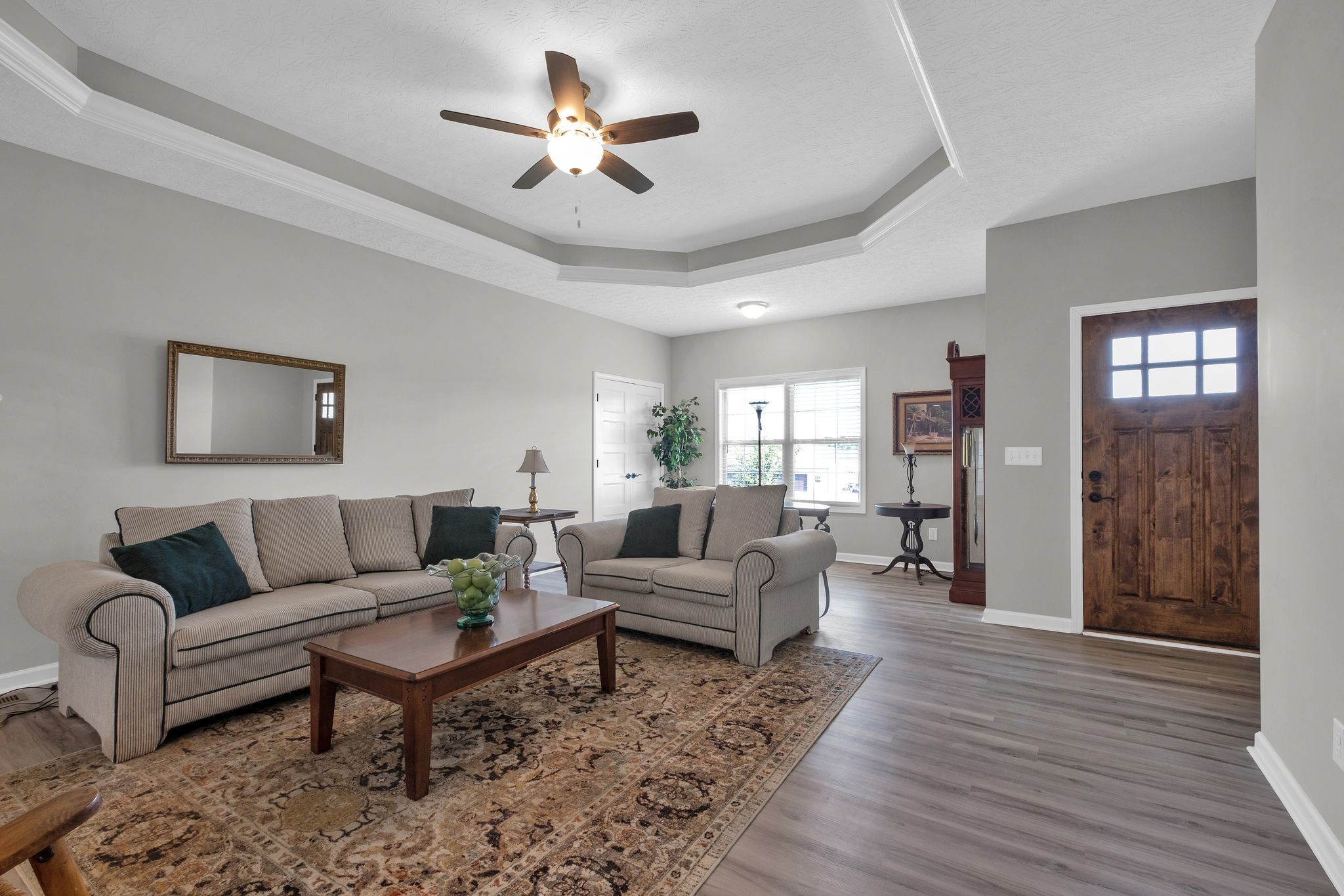 210 Hollow Tree Cir