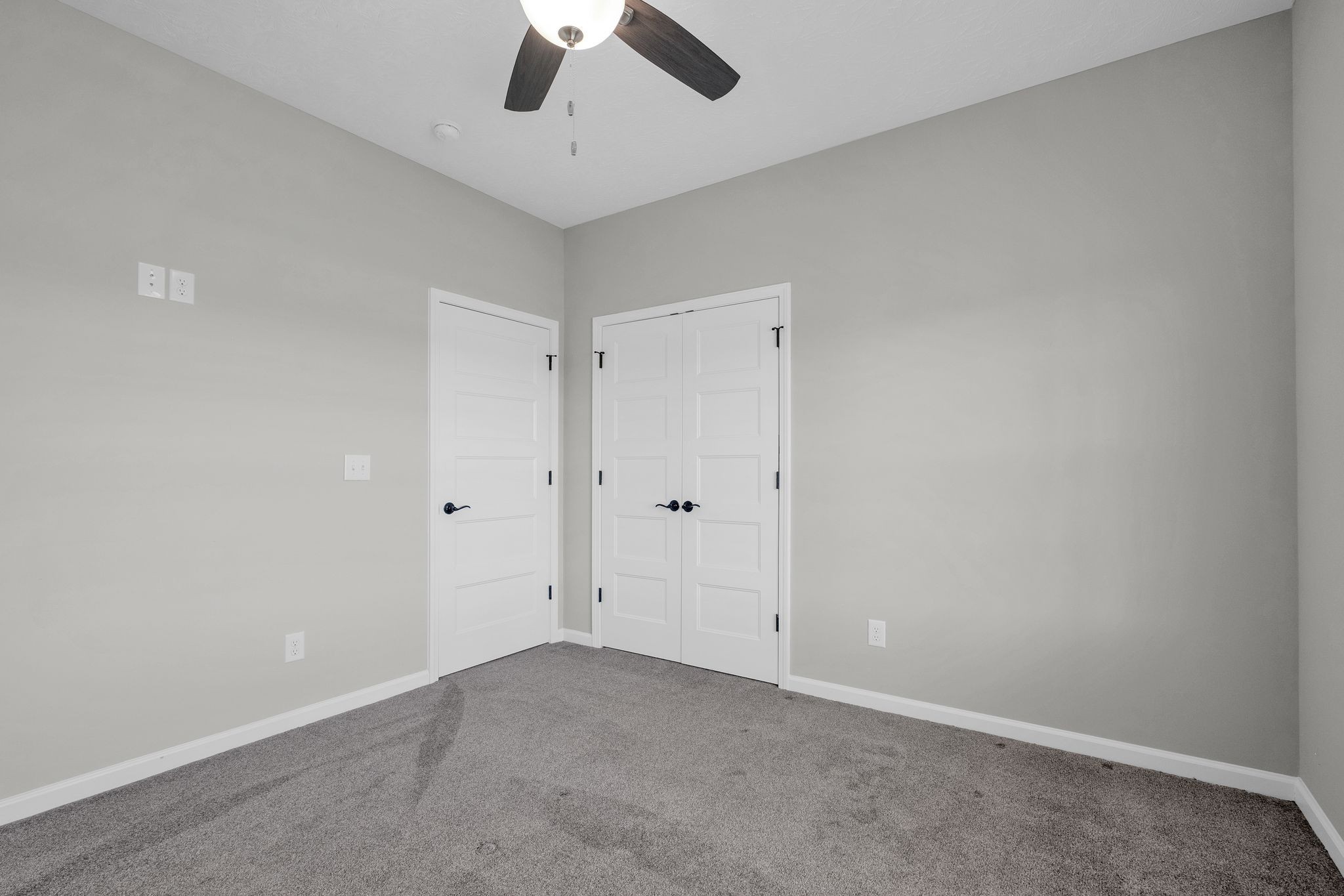210 Hollow Tree Cir