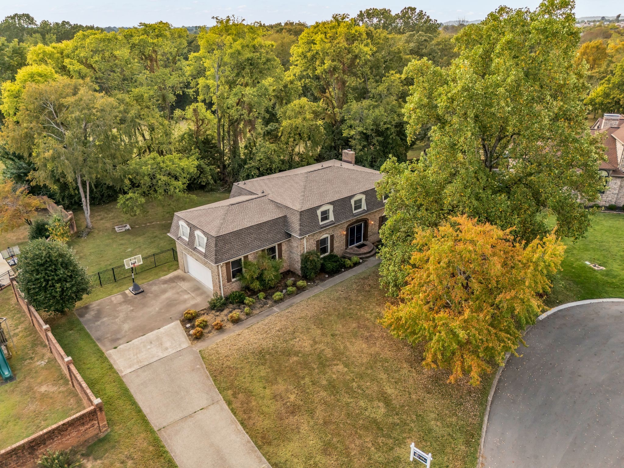 103 Lexington Sta