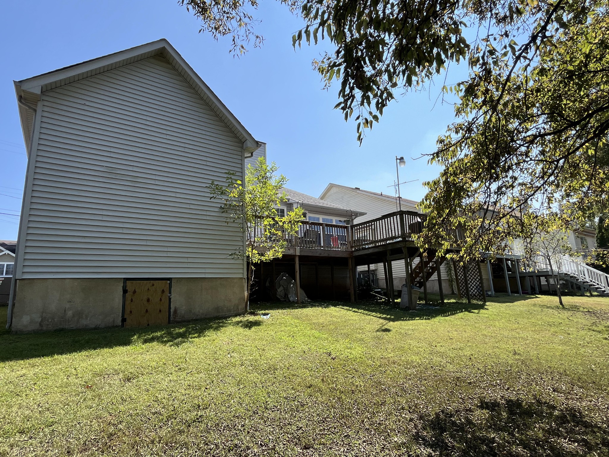 221 Cherry Hill Dr