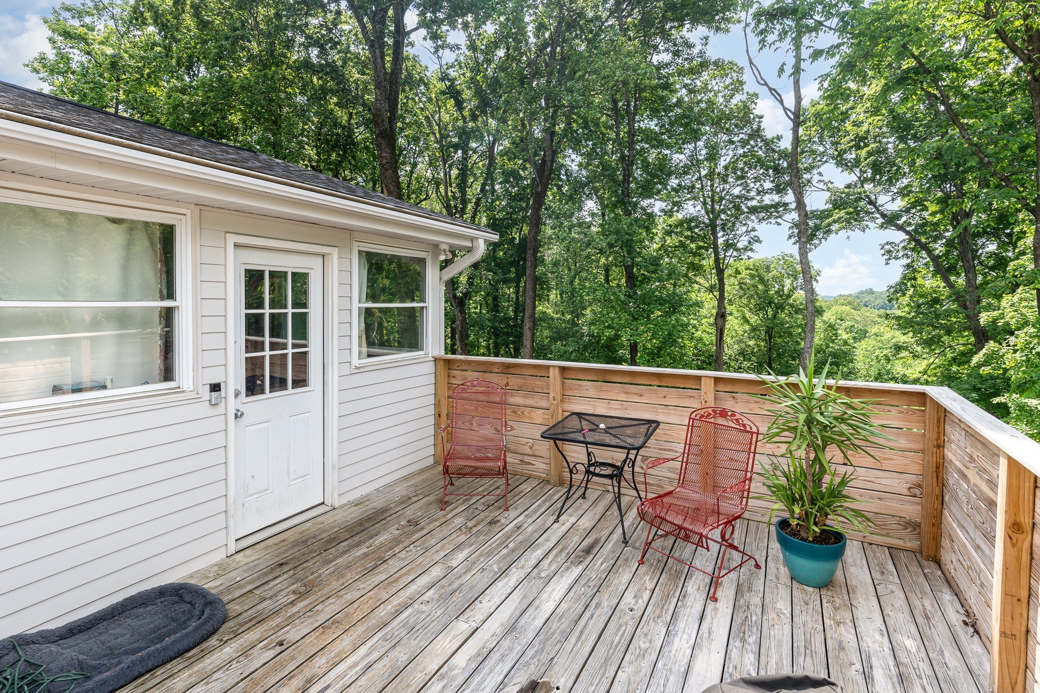 247 High Cliff Dr
