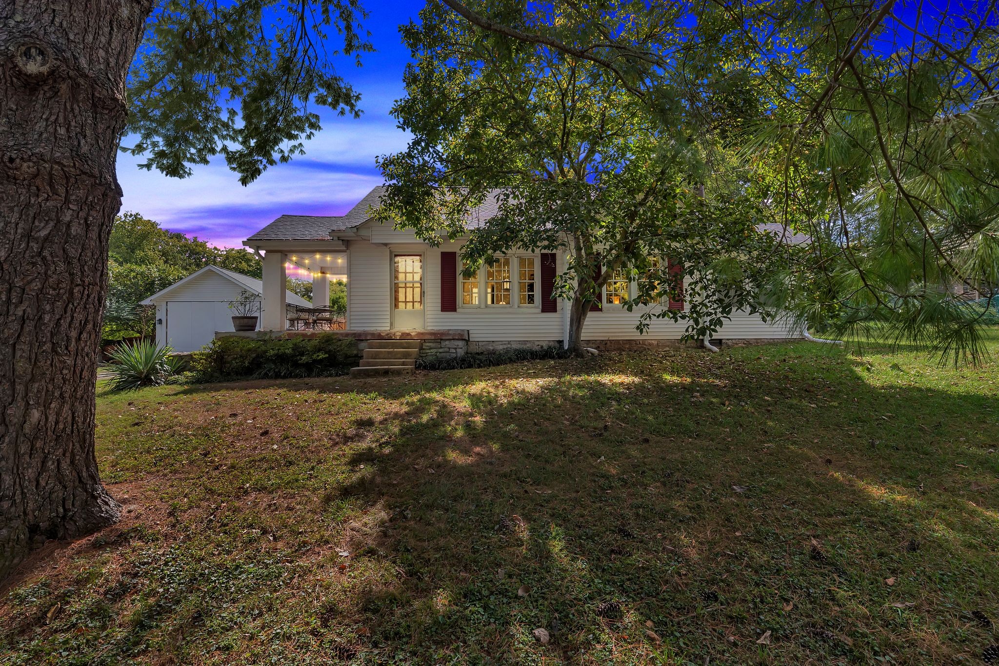 1418 Riverwood Dr