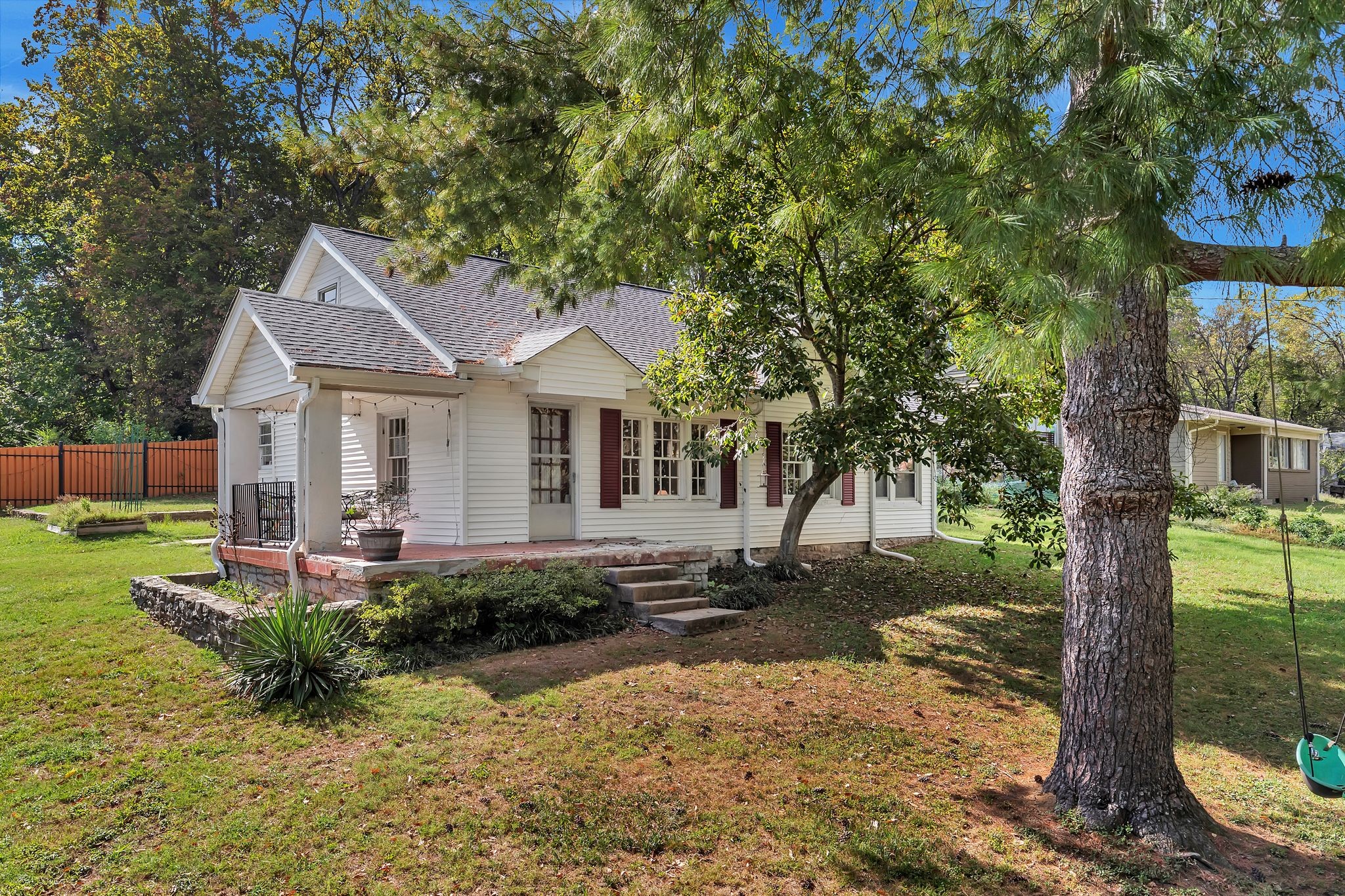 1418 Riverwood Dr