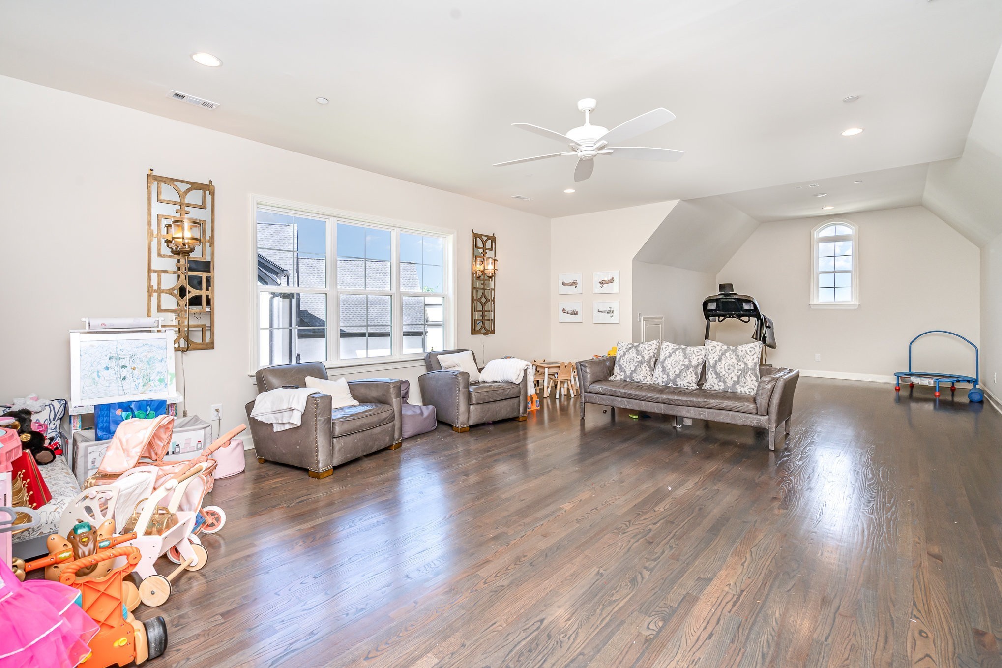 2036 Bocage Cir