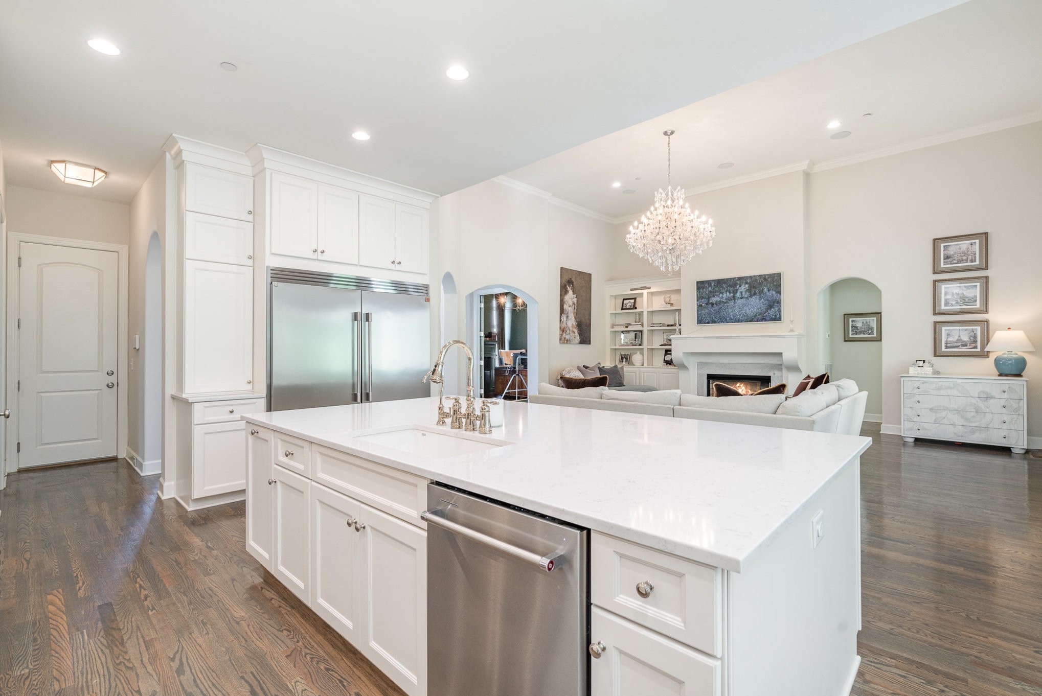 2036 Bocage Cir