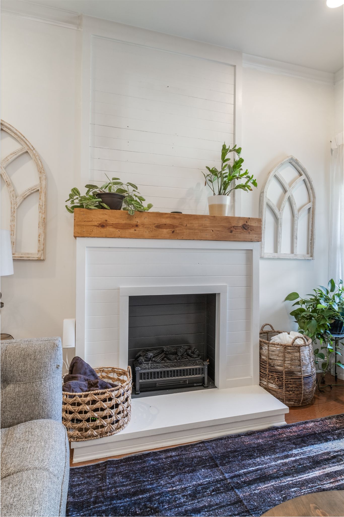 140 Robertson Ln