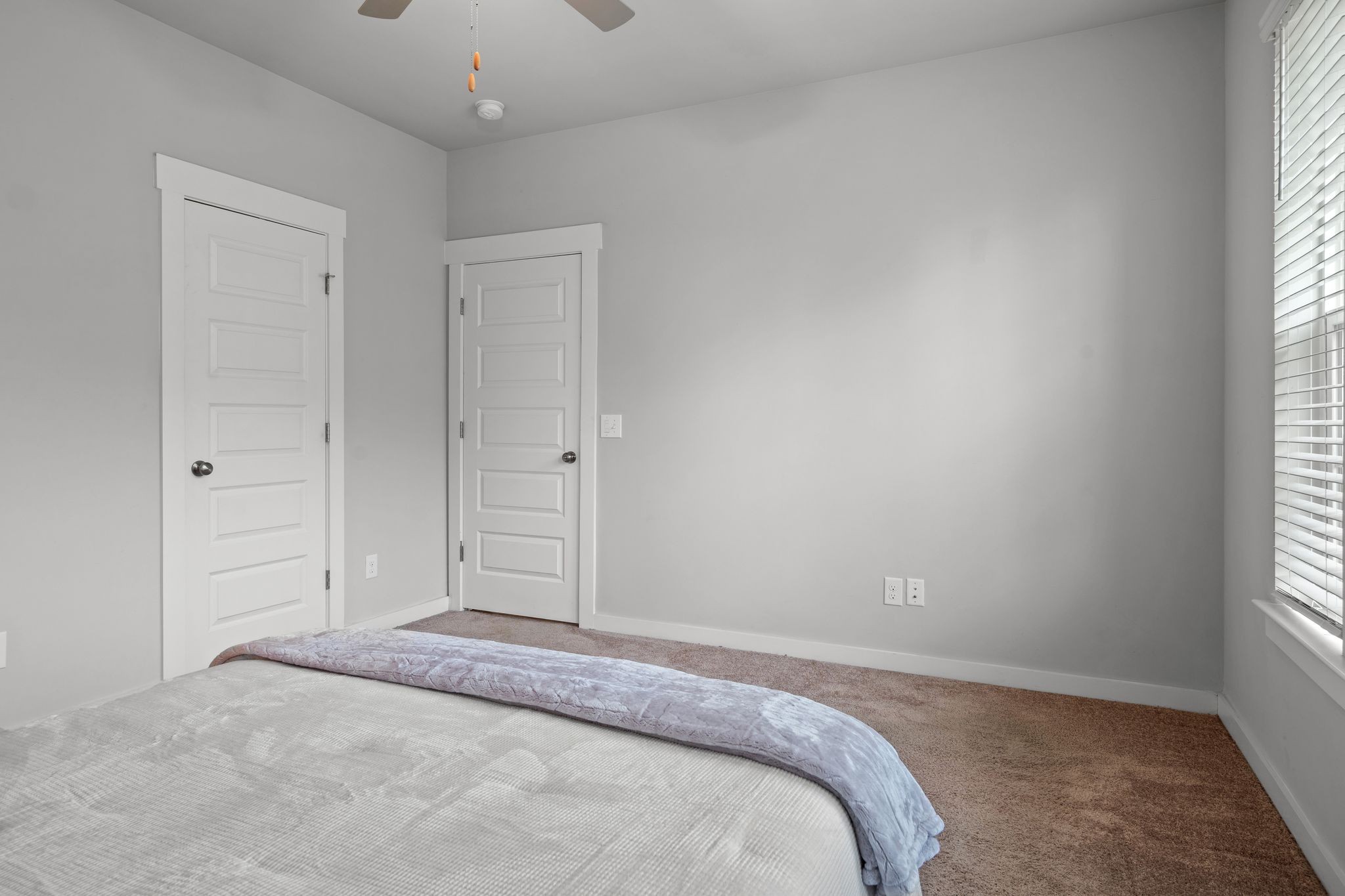 1011 Henley Ln