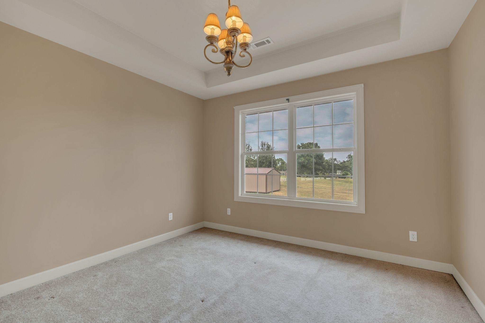 1011 Robertson Rd
