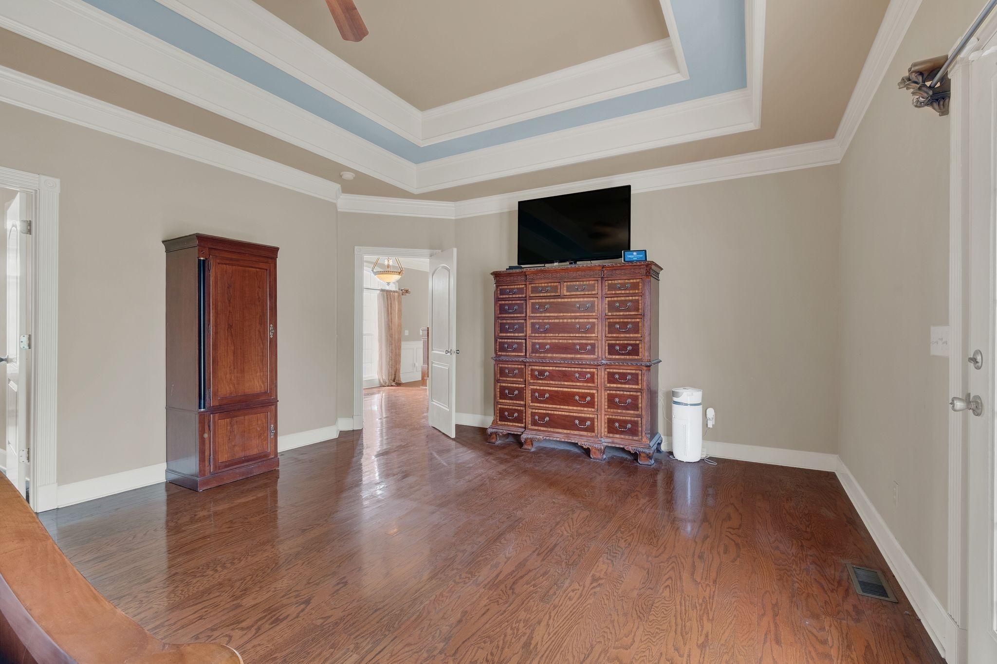 1011 Robertson Rd