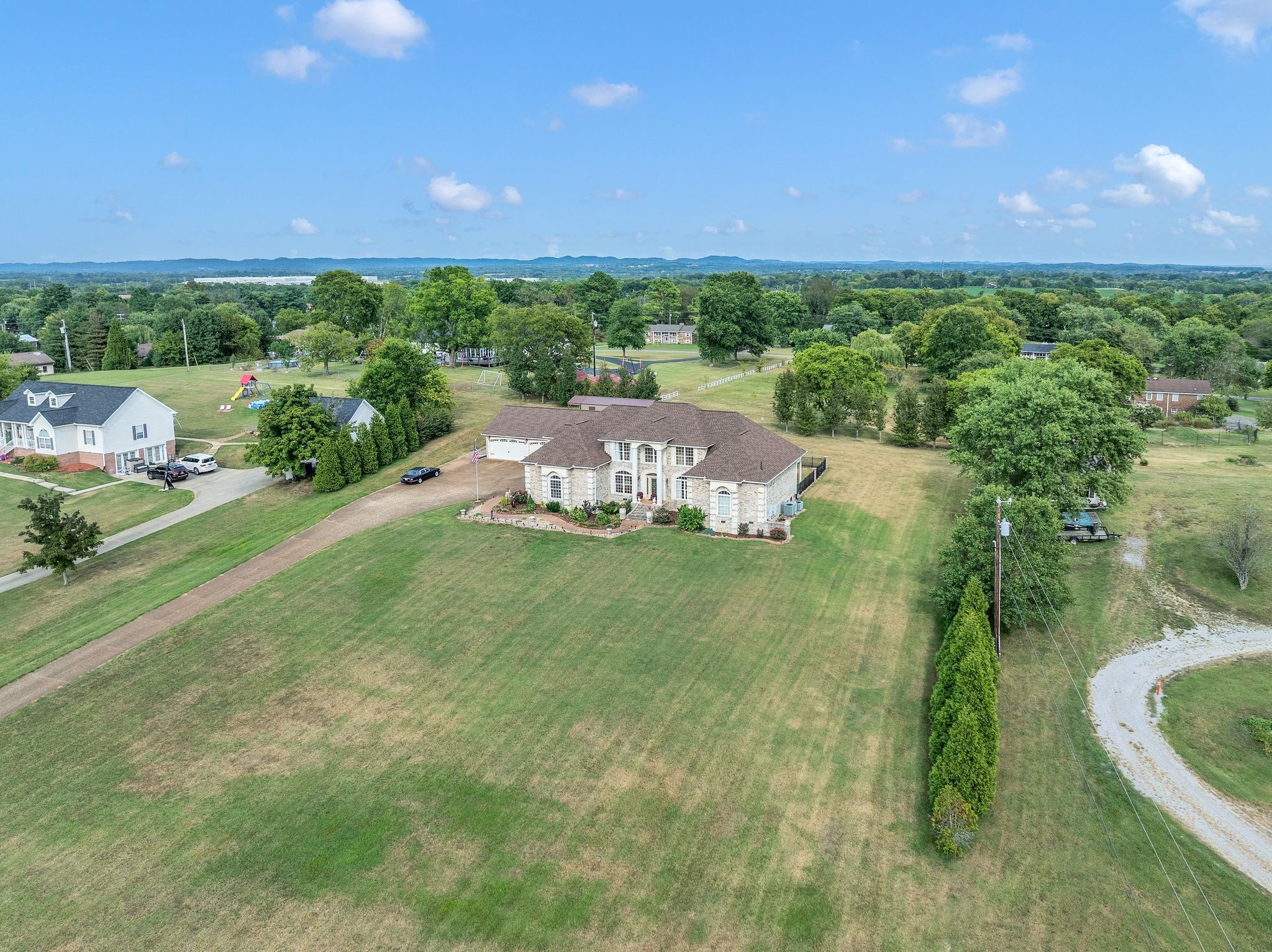 1011 Robertson Rd