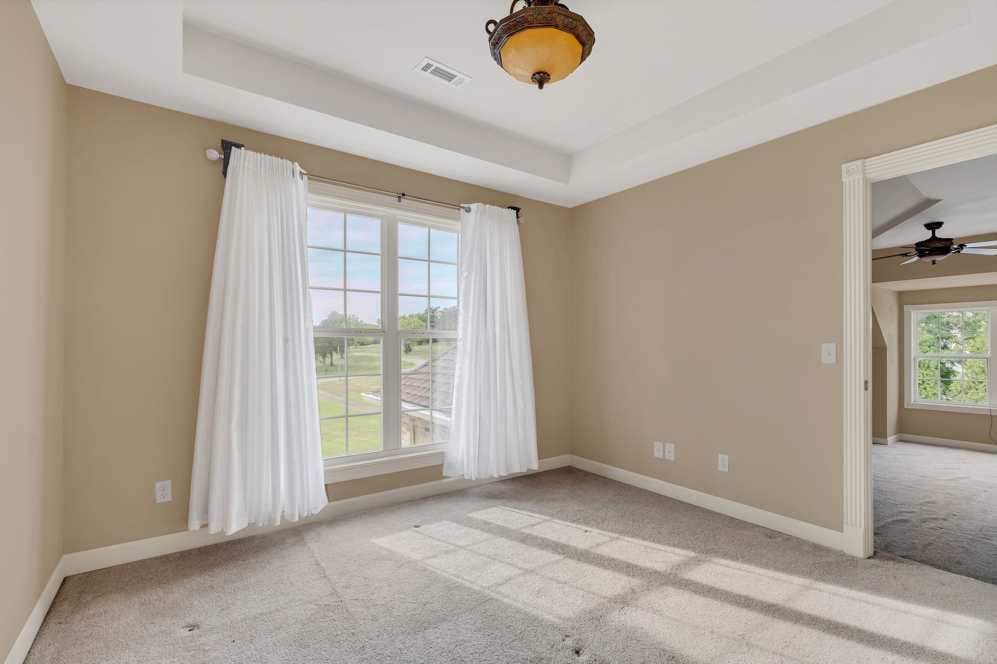 1011 Robertson Rd