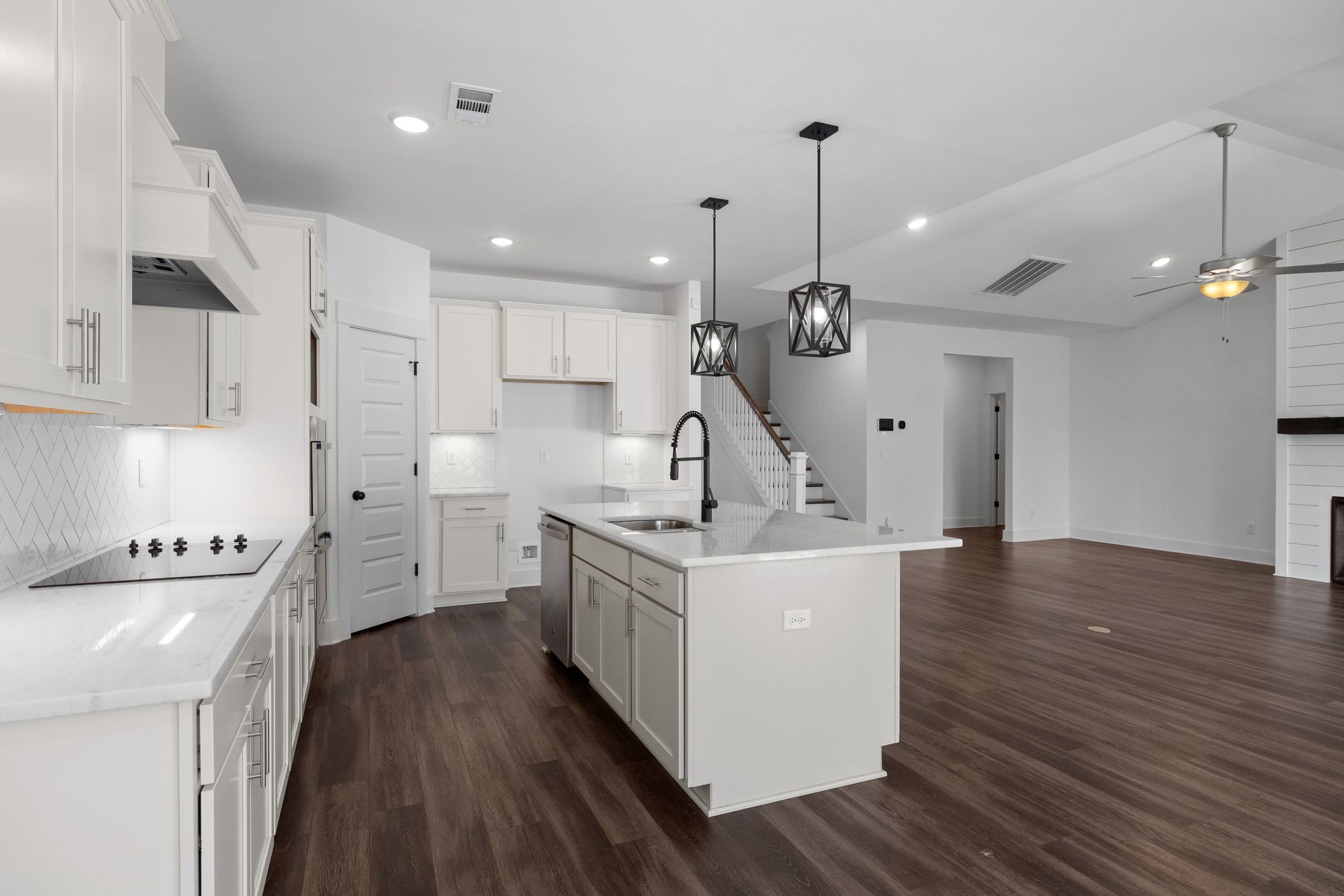2319 Murano Dr