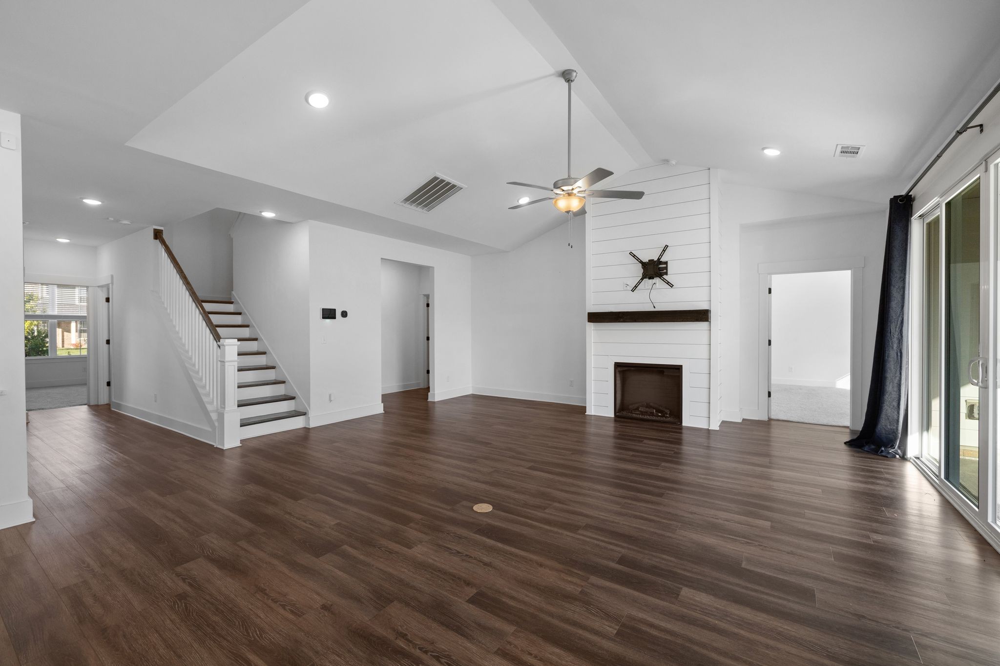 2319 Murano Dr