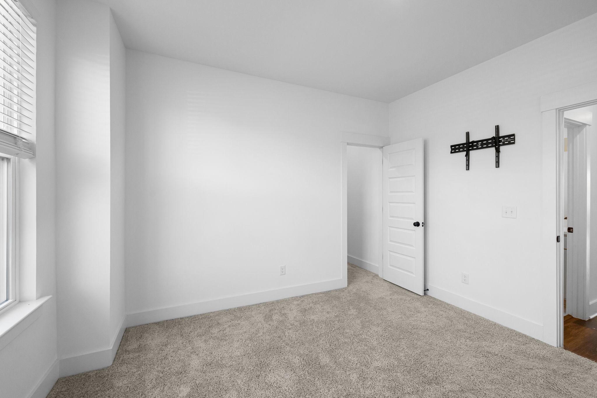 2319 Murano Dr