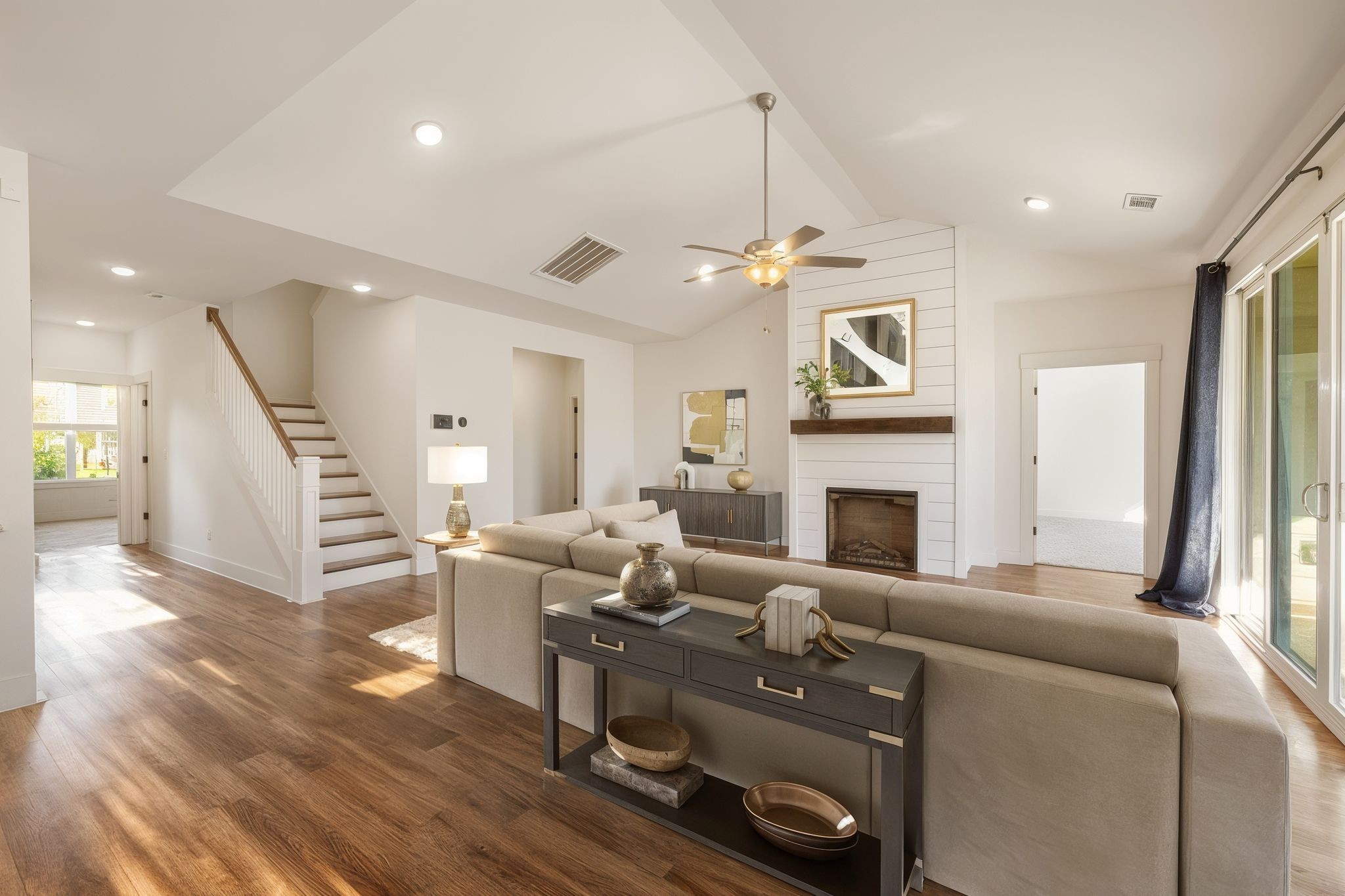 2319 Murano Dr