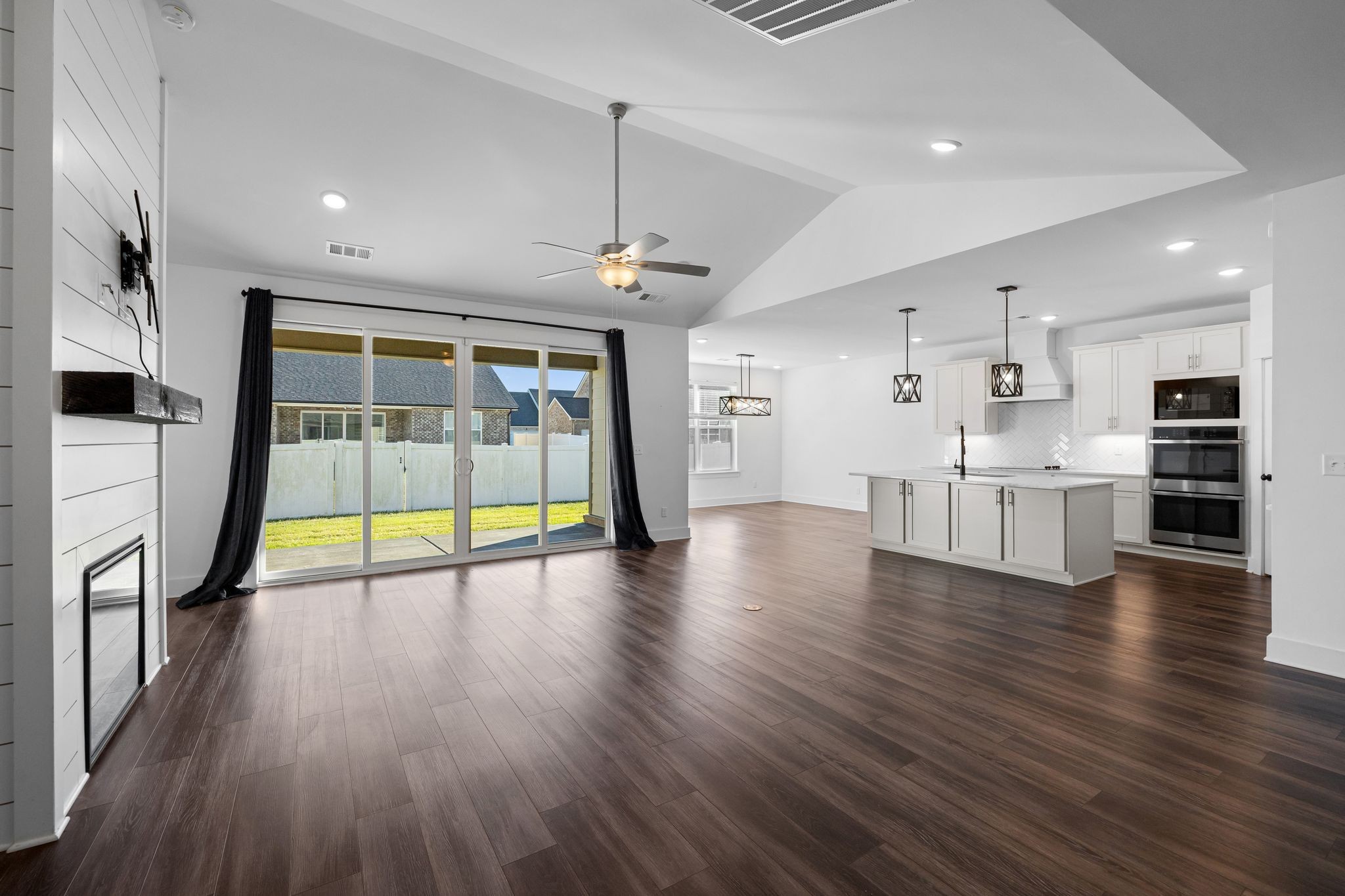 2319 Murano Dr