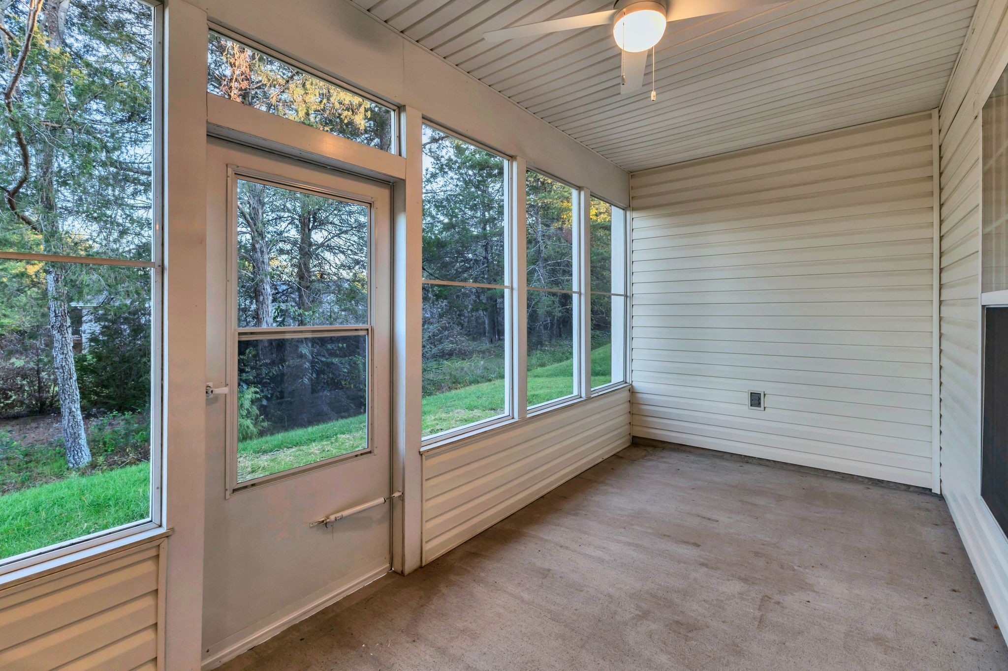 9767 Jupiter Forest Dr