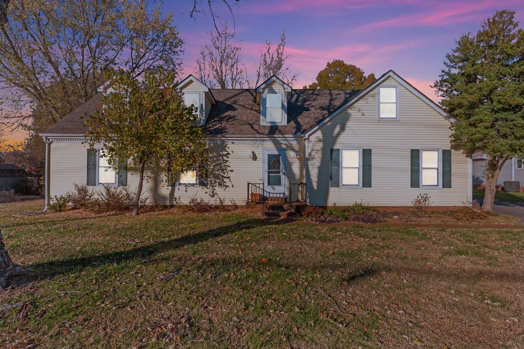 1409 E Northfield Blvd