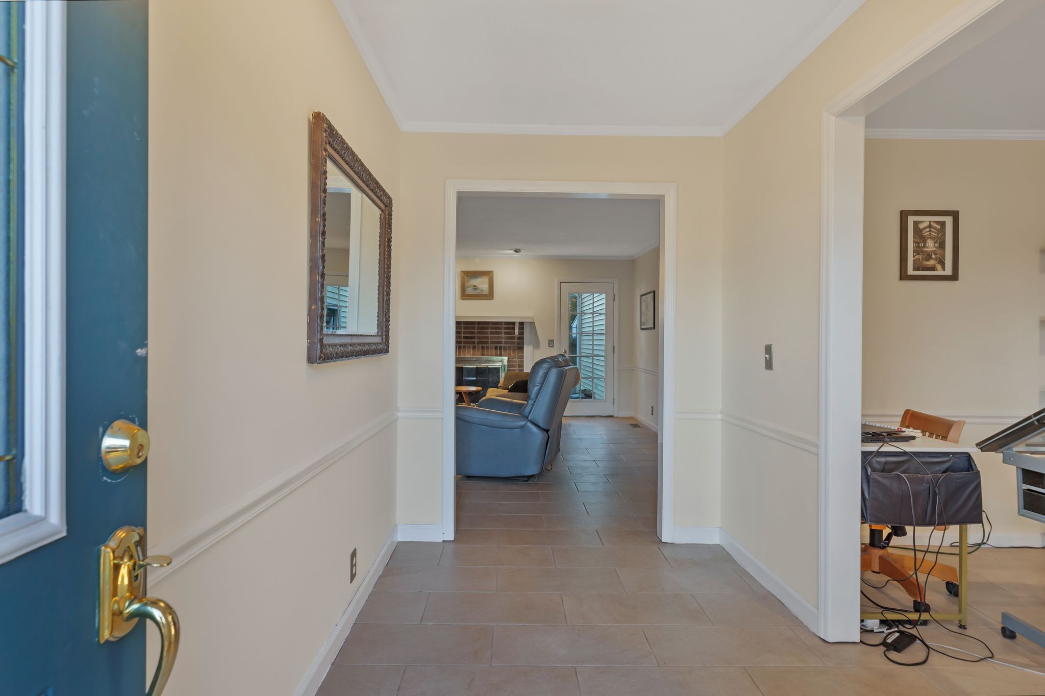 1409 E Northfield Blvd