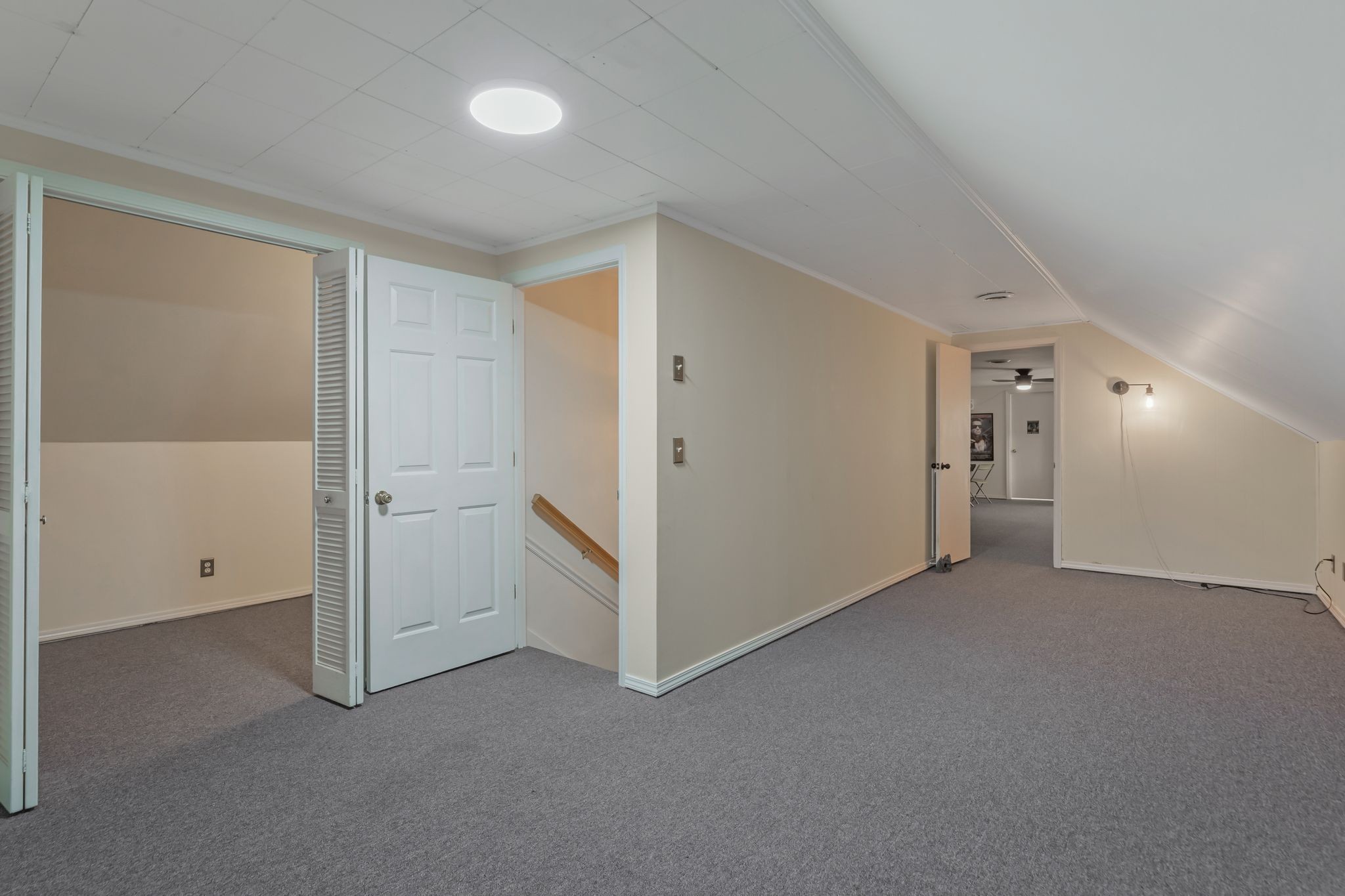 1409 E Northfield Blvd