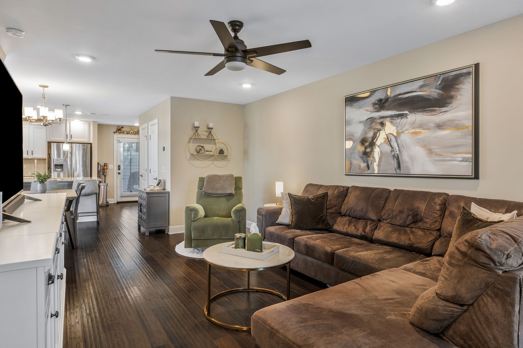 1100 Lilly Valley Way