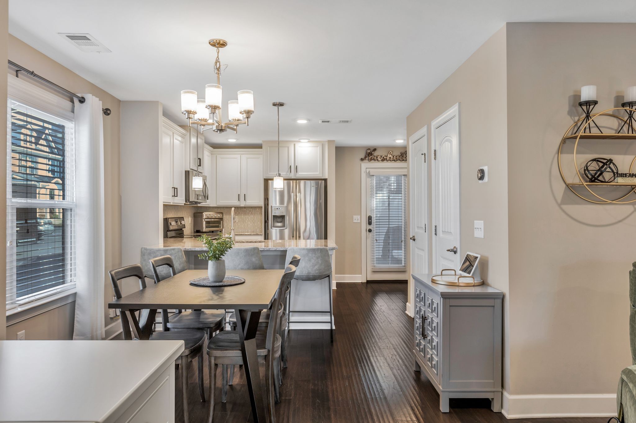 1100 Lilly Valley Way