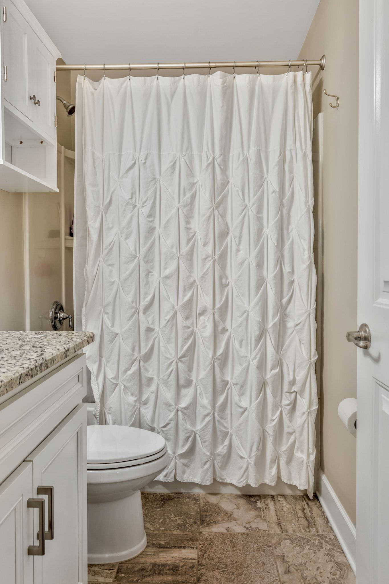 1100 Lilly Valley Way