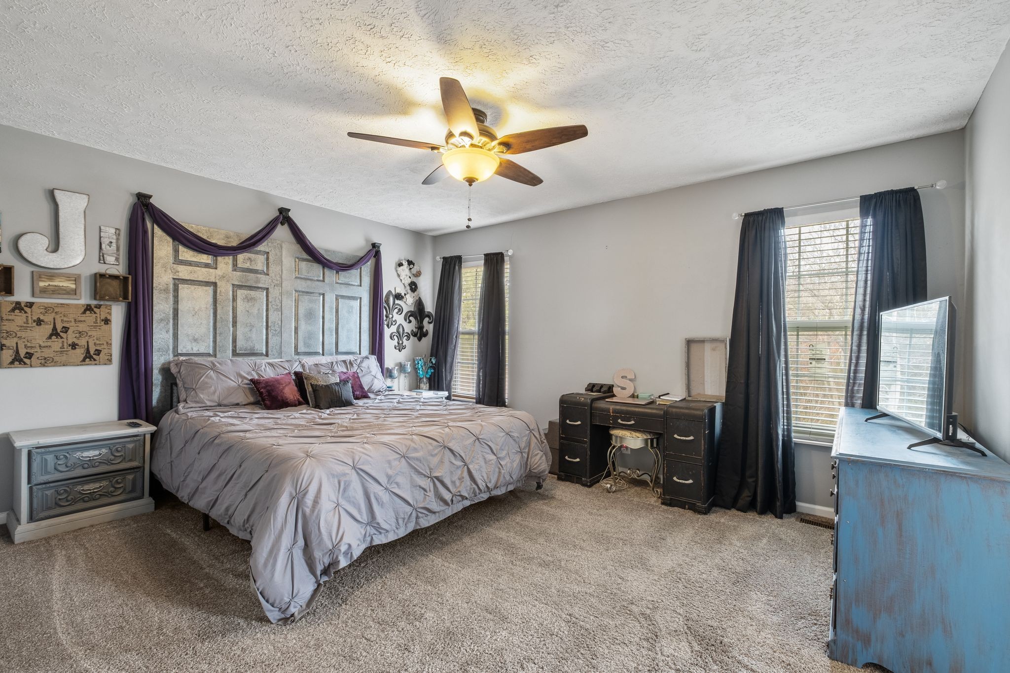 2080 Stanford Village Dr