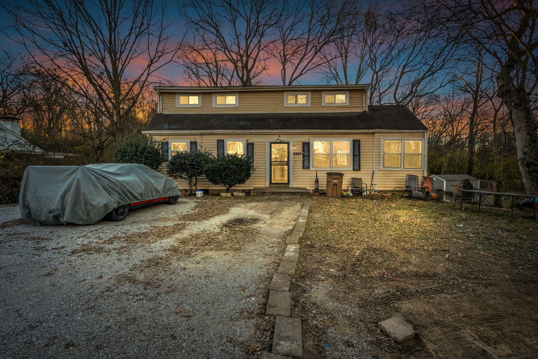 2905 Jones Ave